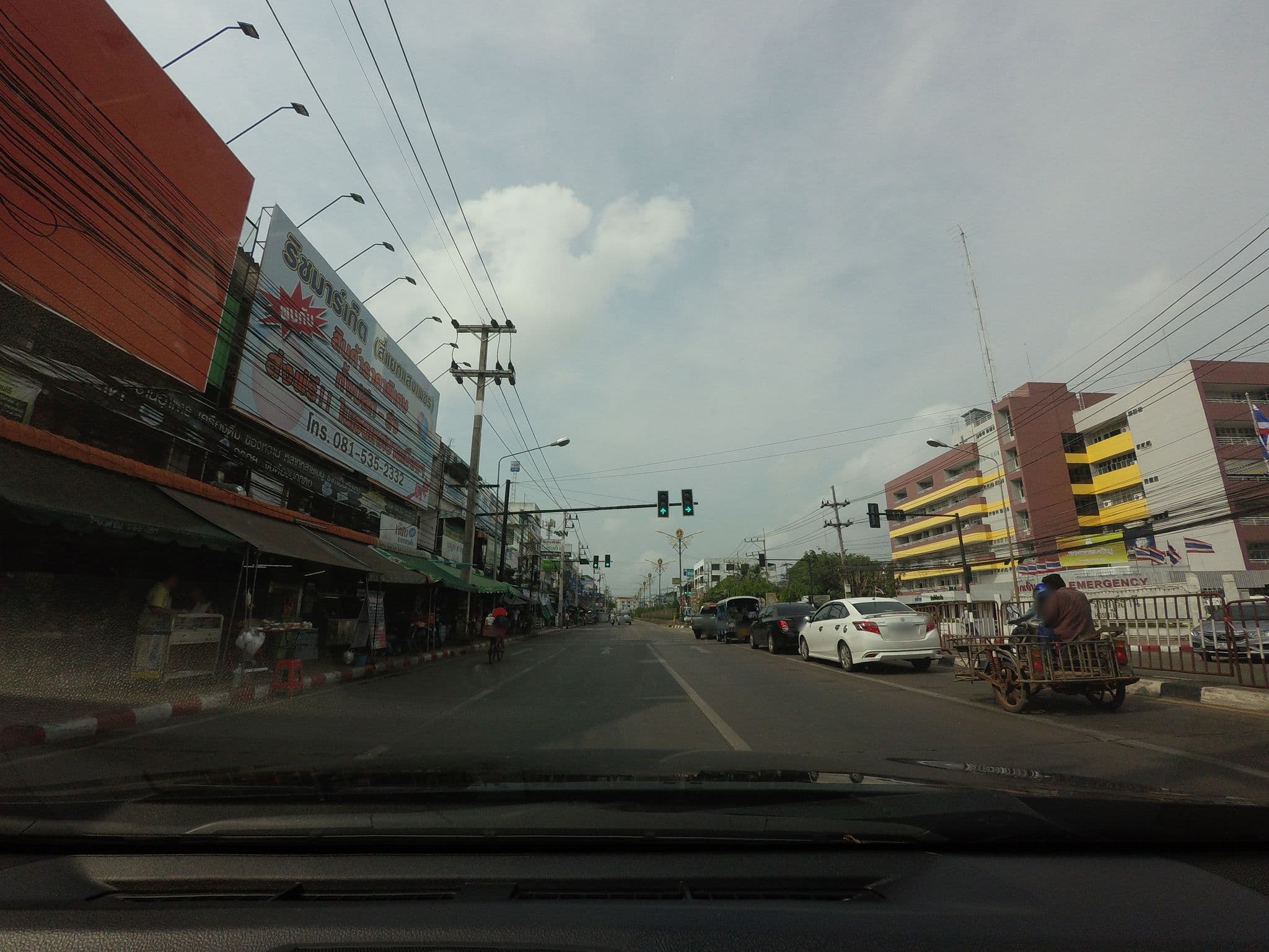 Street view near Park Hyatt Fengfah de Yenmak Hotel & Spa, Surat Thani — © mishari (CC BY-SA · Mapillary)