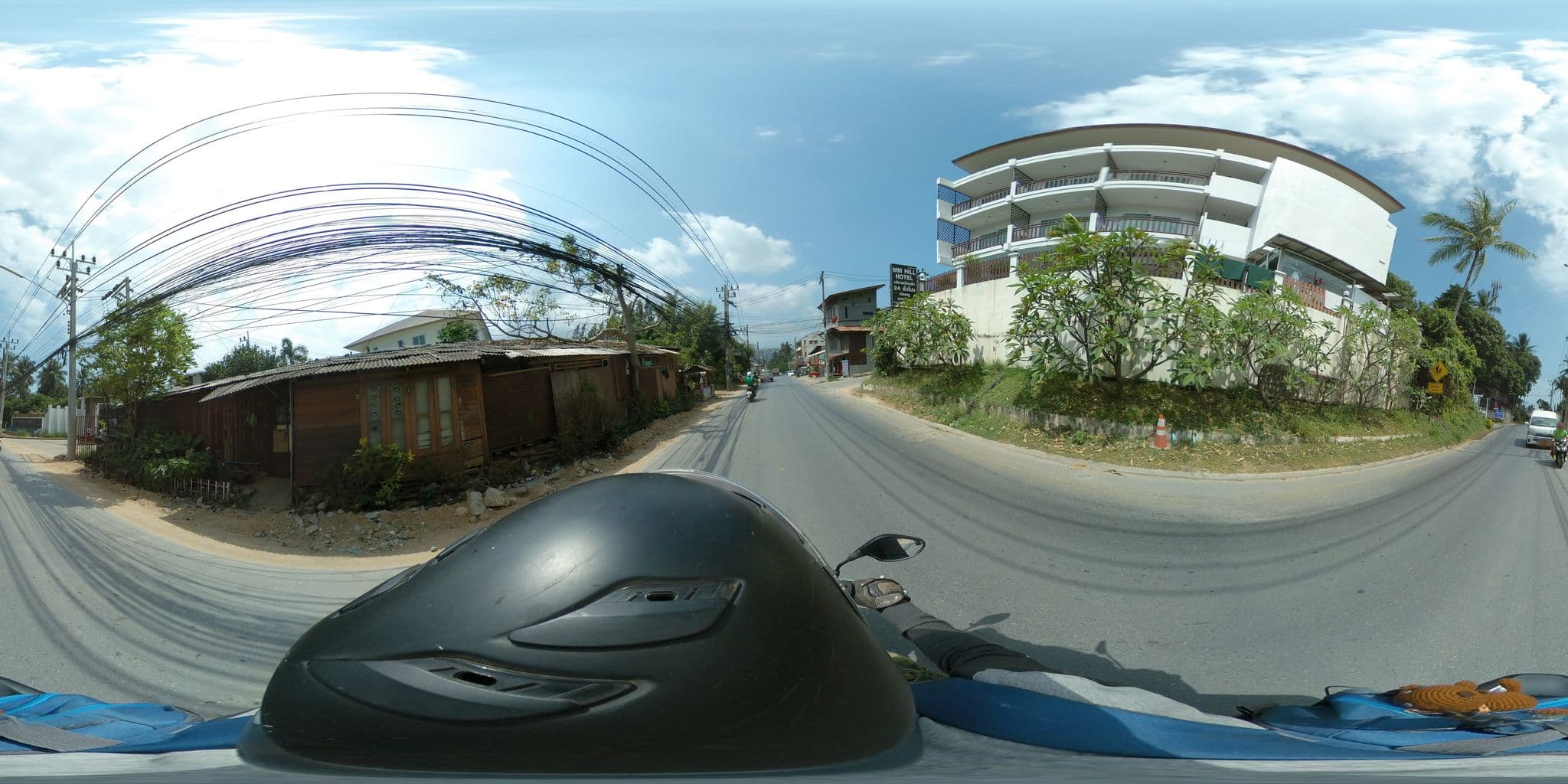 Street view near mm.Hill, Ko Samui — © garok (CC BY-SA · Mapillary)