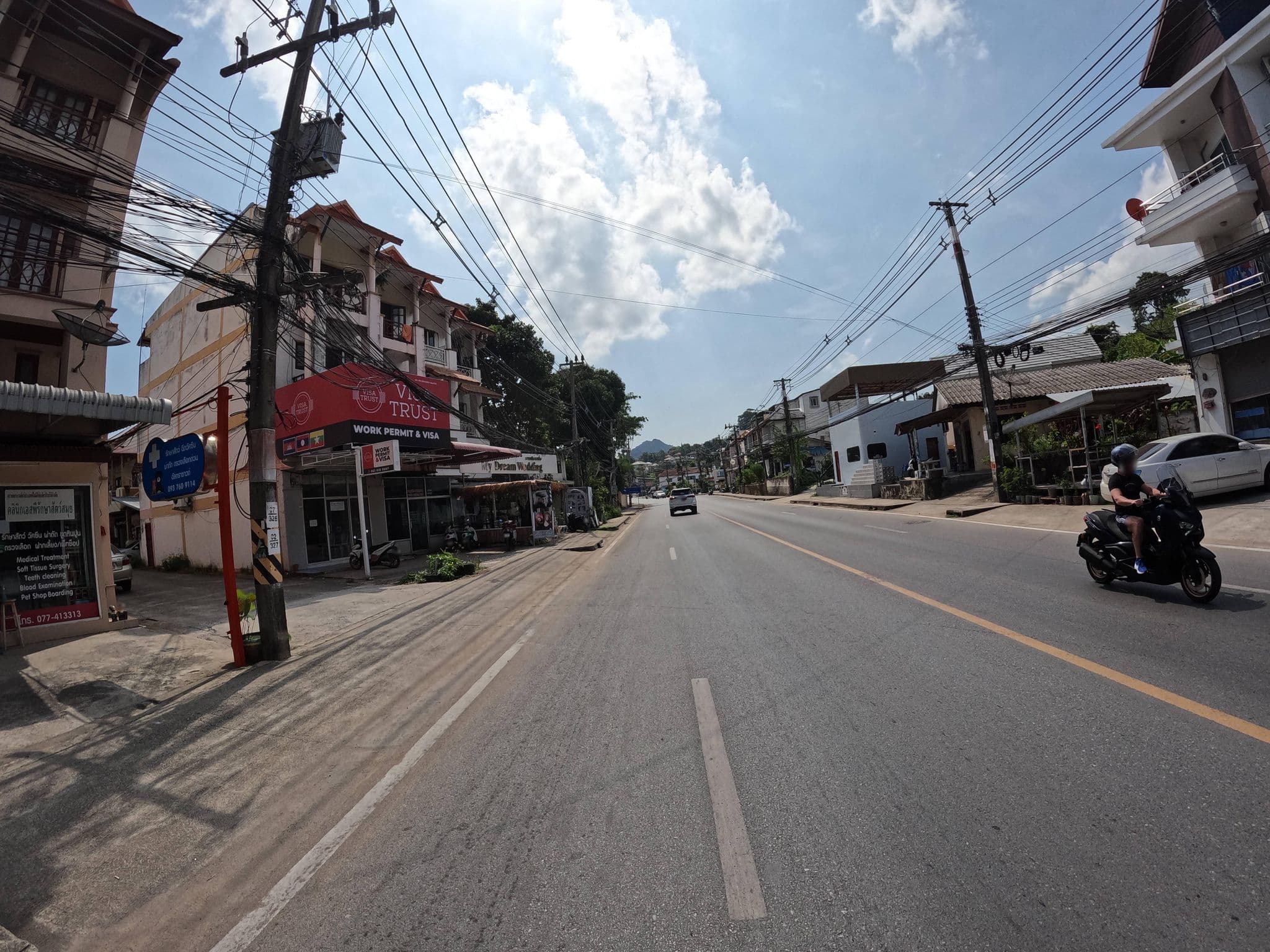 Street view near The Summer View, Ko Samui — © lucomsky (CC BY-SA · Mapillary)