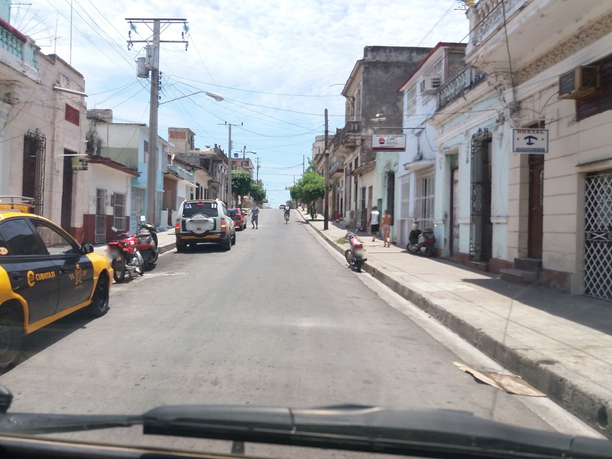 Street view near Hostal Delia & Nelson, Cienfuegos