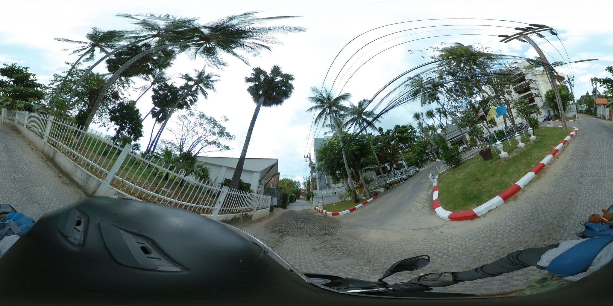 Street view near แอล แหลมสน, Ko Samui — © garok (CC BY-SA · Mapillary)