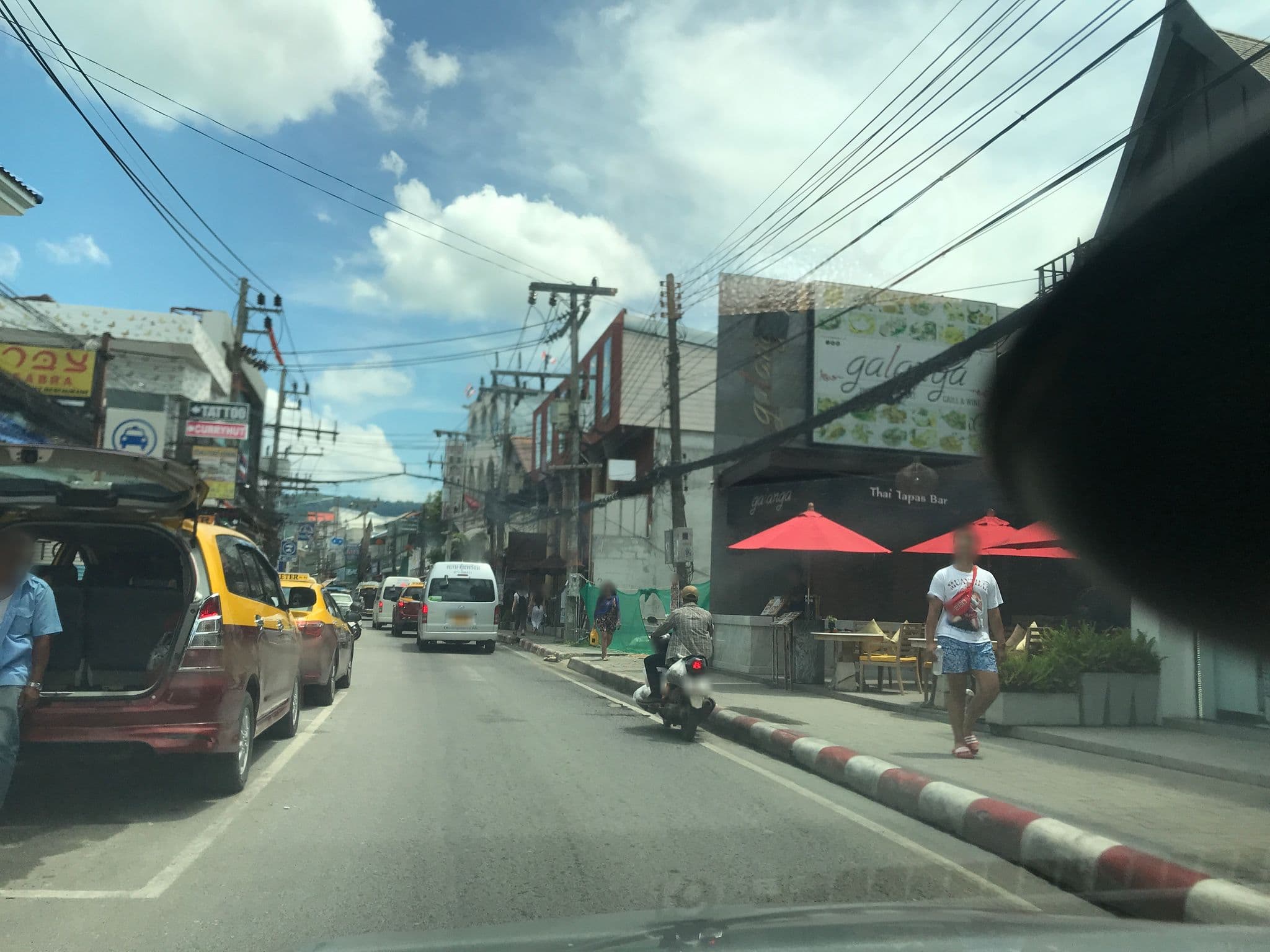 Street view near Xin City Hotel, Ko Samui — © kchere16 (CC BY-SA · Mapillary)