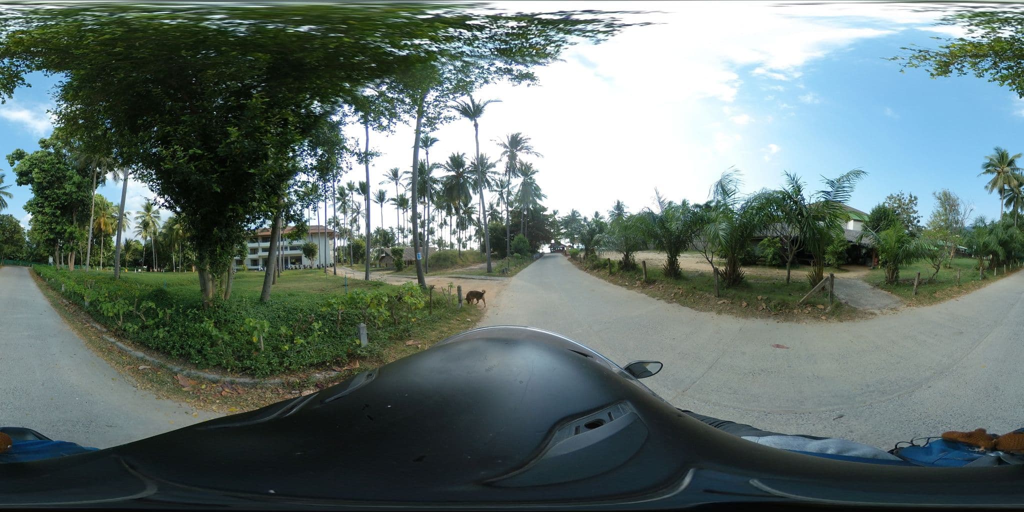 Street view near Coconutbeach Resort, Ko Samui — © garok (CC BY-SA · Mapillary)