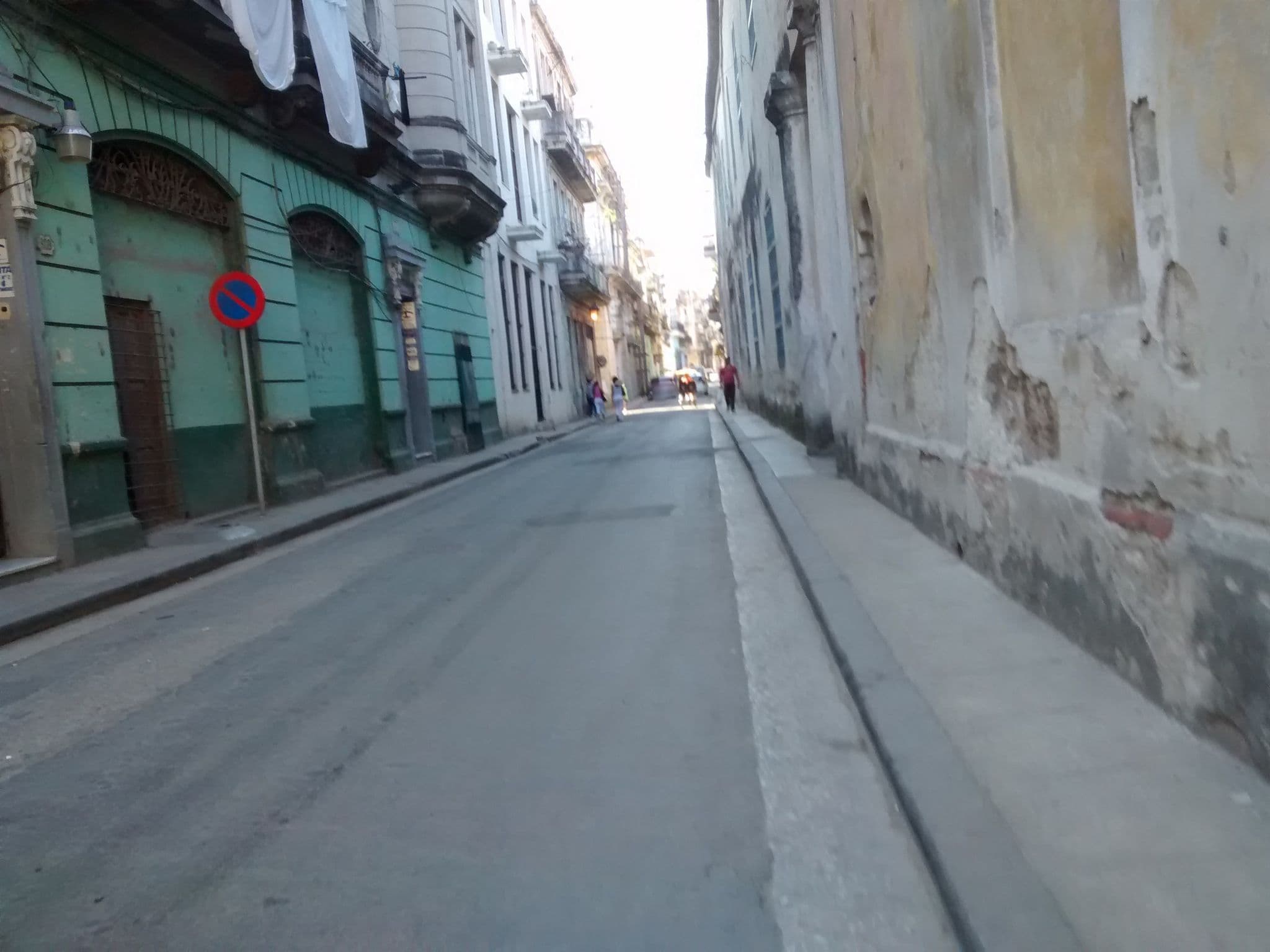 Street view near Casa Ninita, La Habana Vieja — © wille (CC BY-SA · Mapillary)