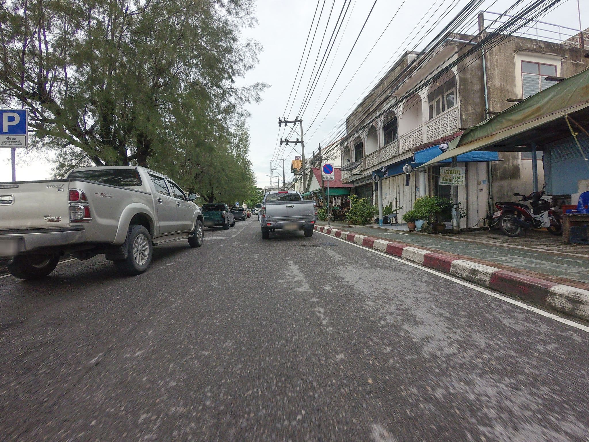 Street view near Rooms for rent 300 baht, Ko Samui — © esario (CC BY-SA · Mapillary)