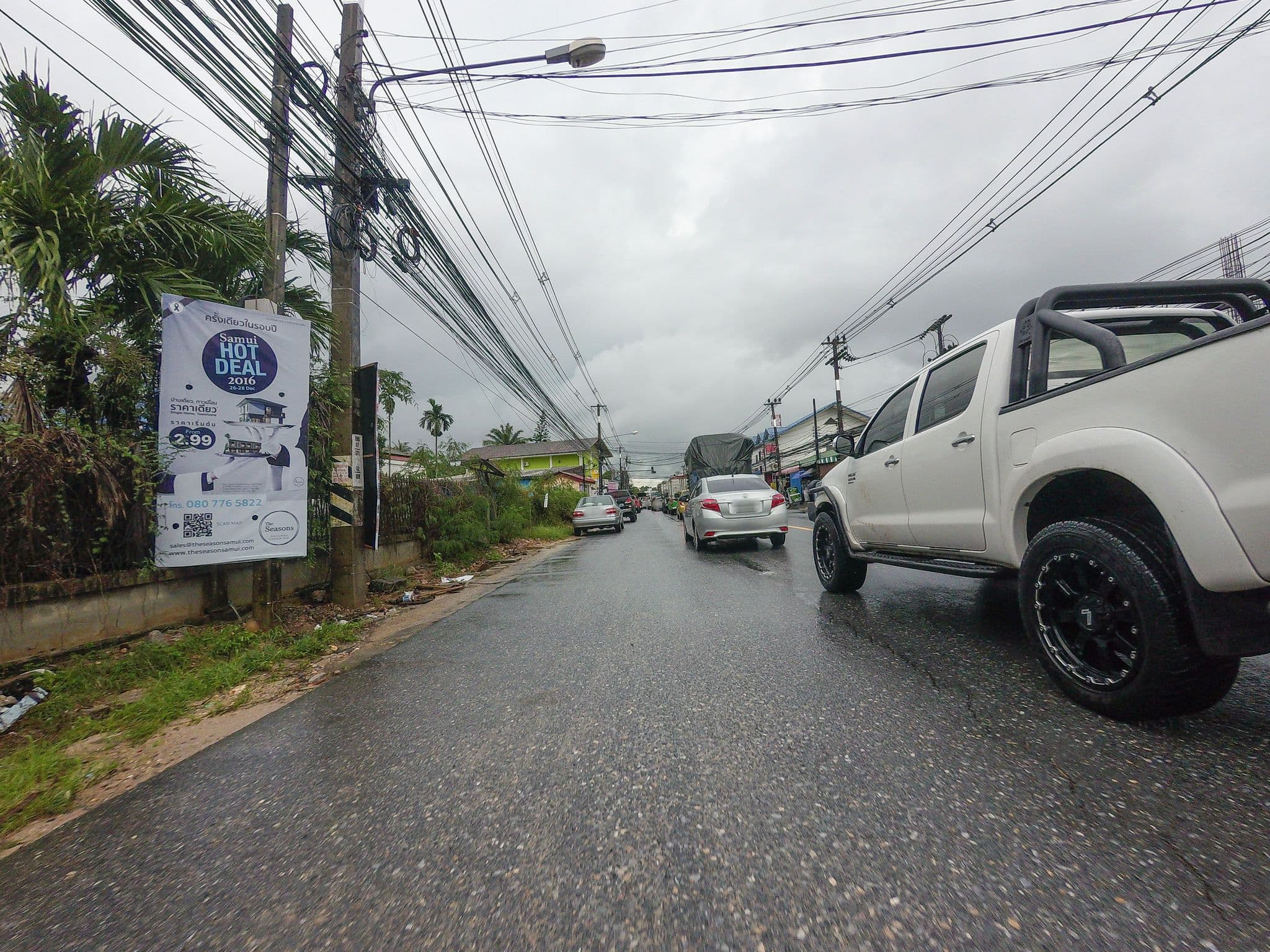 Street view near Samui City Hotel, Ko Samui — © esario (CC BY-SA · Mapillary)