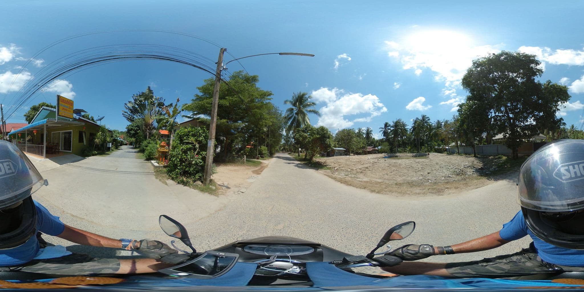 Street view near Romantic night guesthouse 200 baht, Ko Samui — © garok (CC BY-SA · Mapillary)