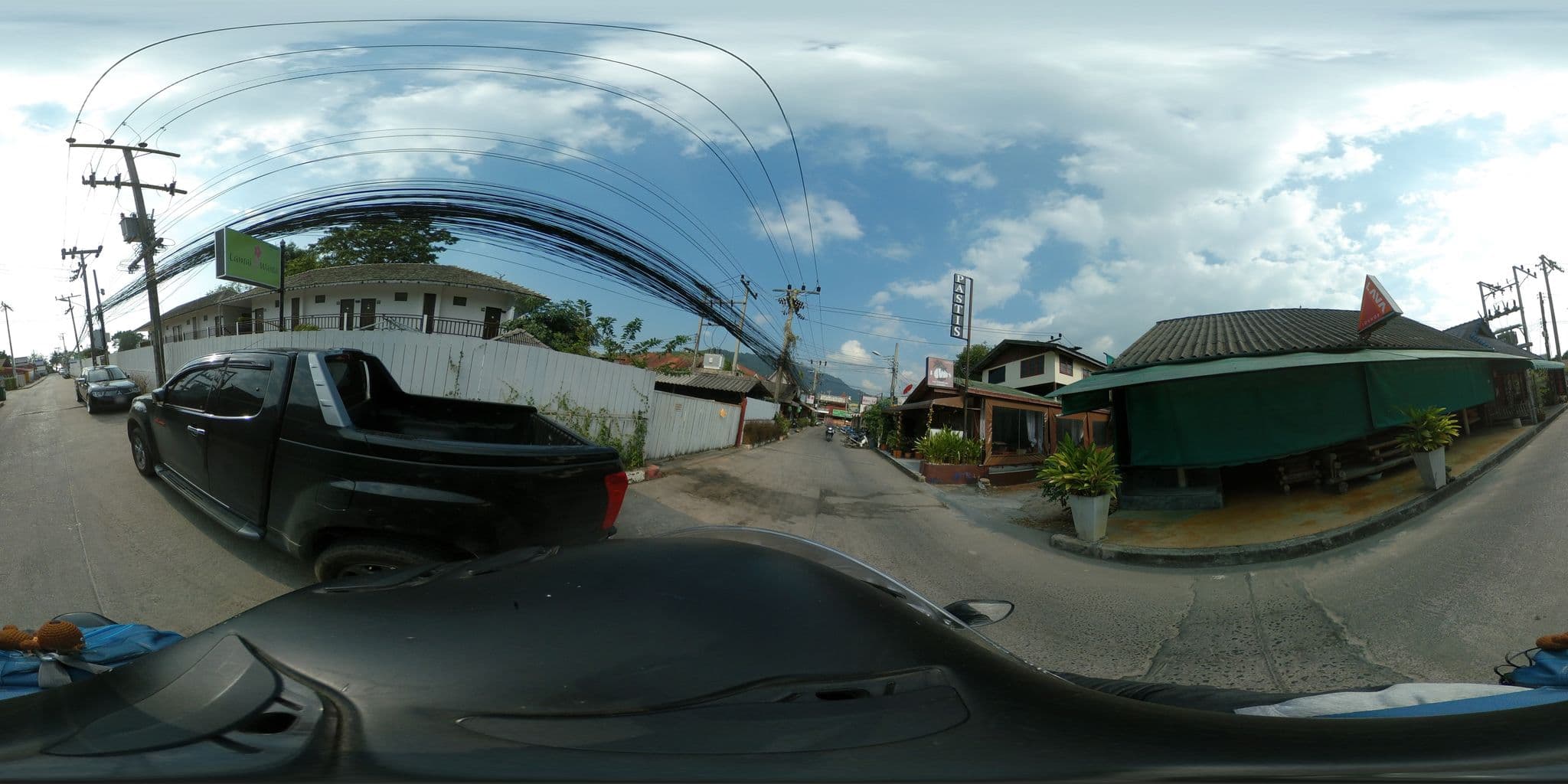 Street view near Lamai Wanta Beach Resort, Ko Samui — © garok (CC BY-SA · Mapillary)