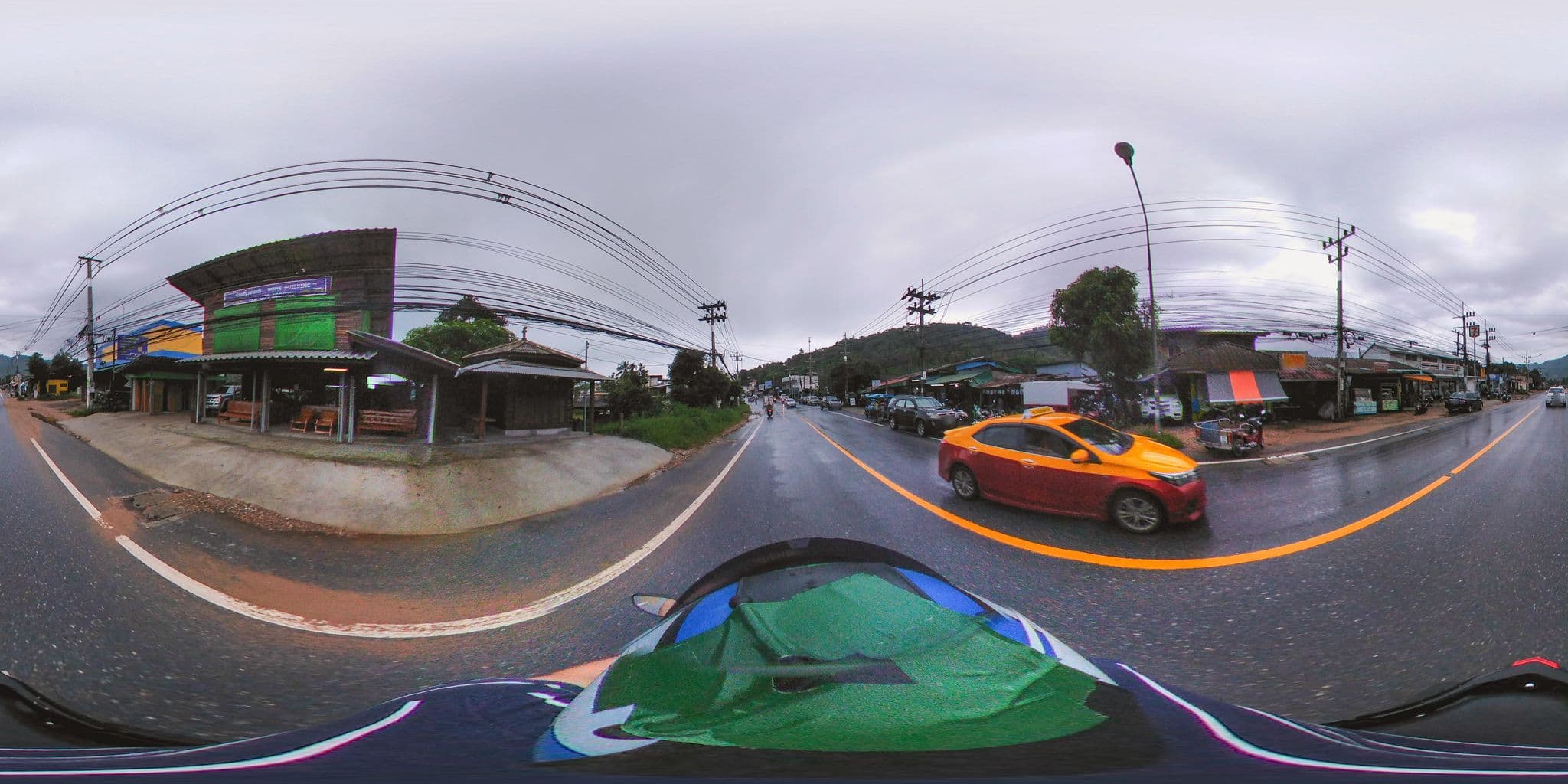 Street view near Aloha Hotel - Lamai, Ko Samui — © esario (CC BY-SA · Mapillary)