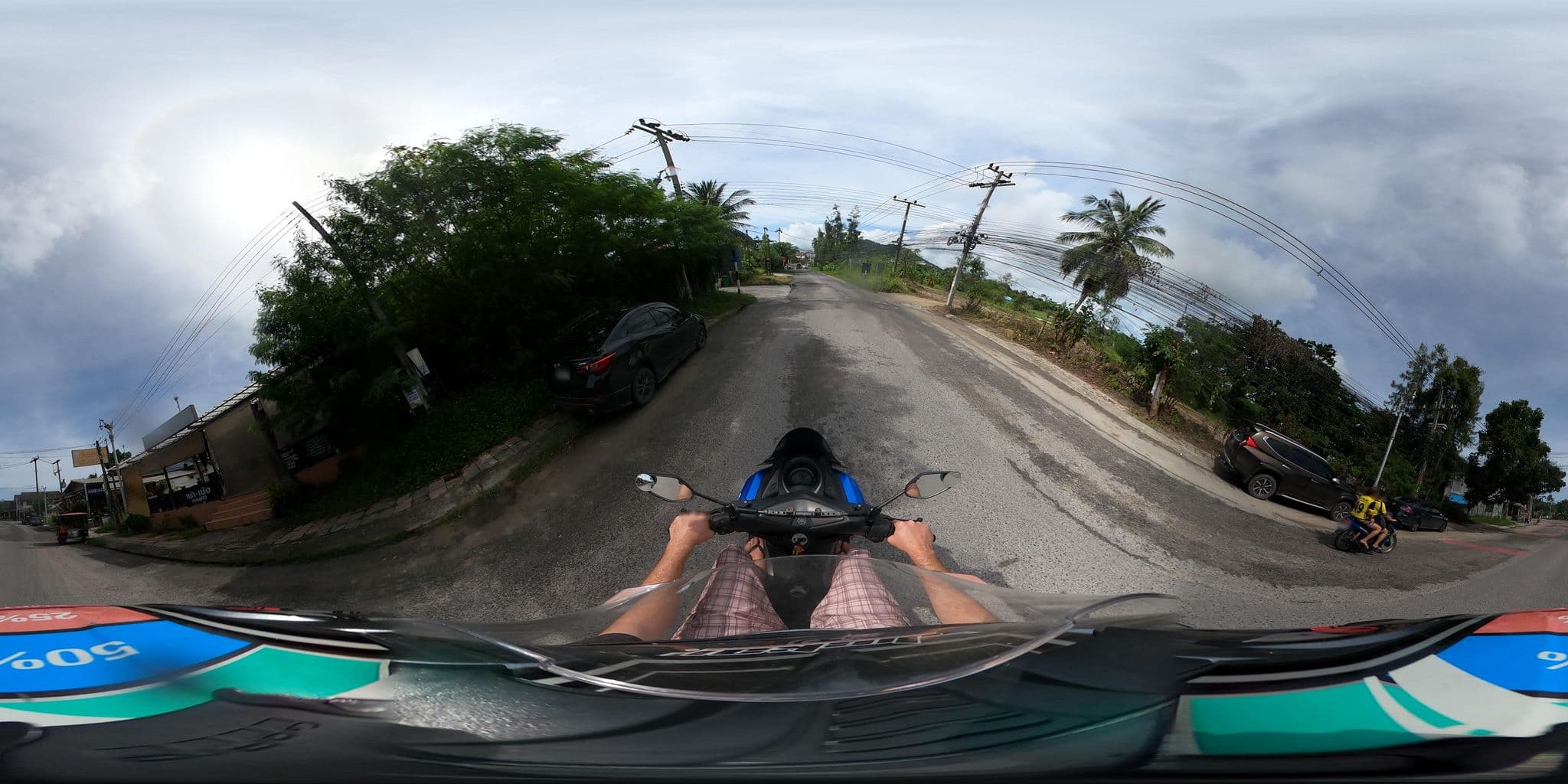 Street view near Moon Cottage, Ko Samui — © emseesee (CC BY-SA · Mapillary)