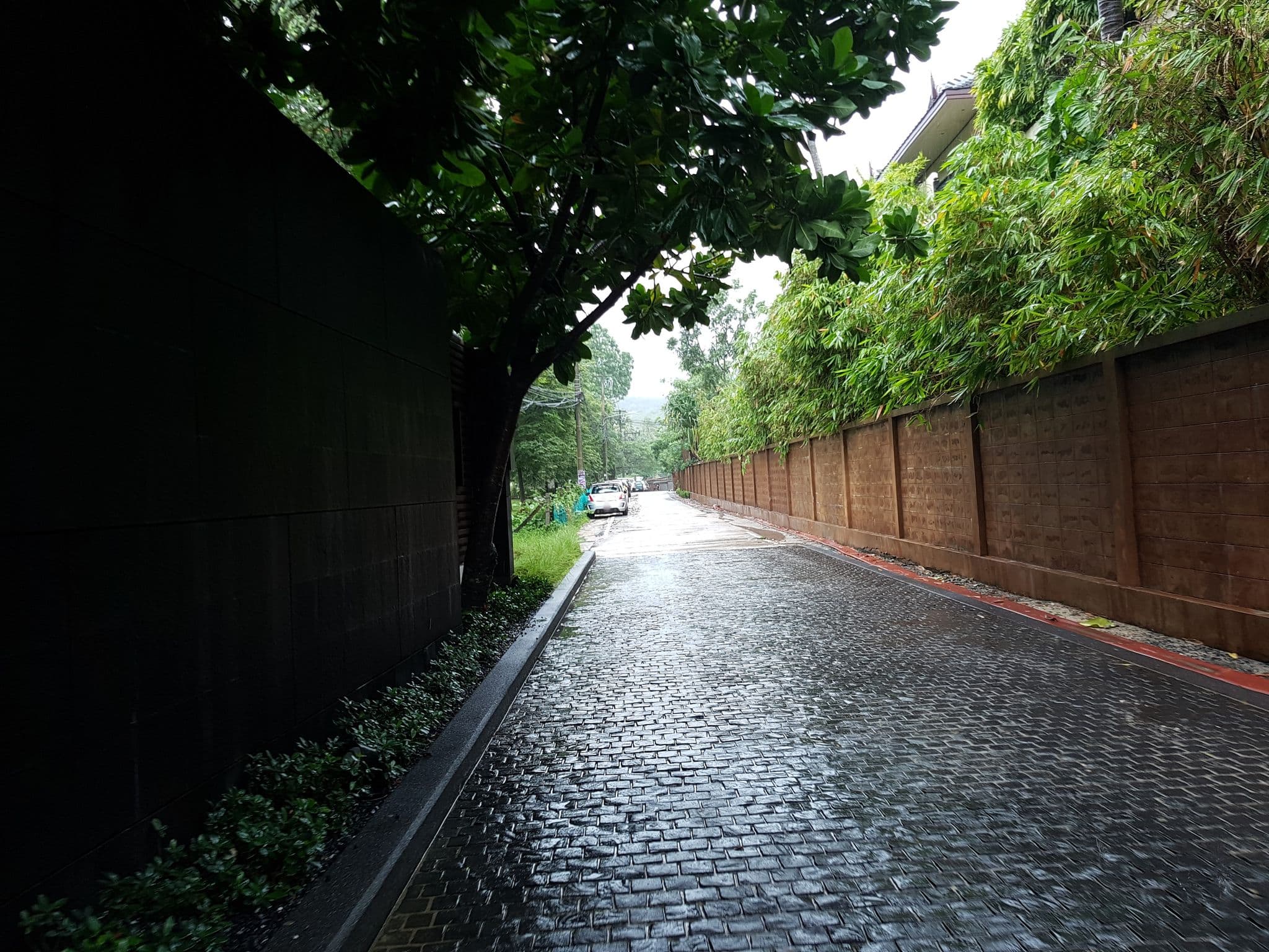 Street view near รักสมุยเรสซิเดนส์ เกาะสมุย, Ko Samui — © rororo (CC BY-SA · Mapillary)