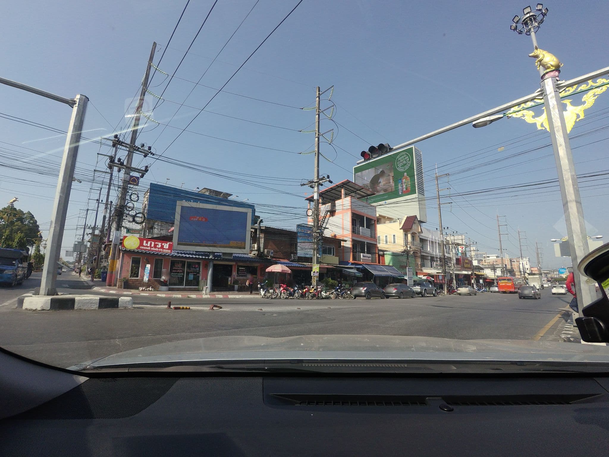 Street view near Twin Lotus Hotel, Nakhon Si Thammarat — © mishari (CC BY-SA · Mapillary)
