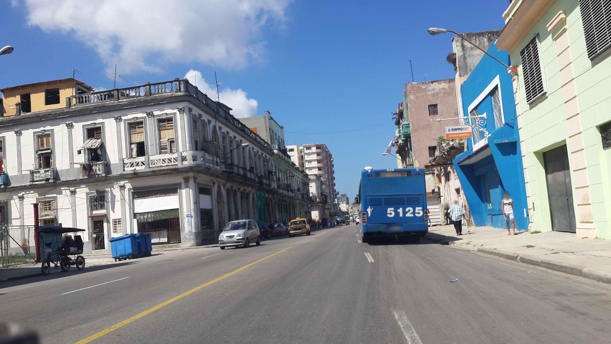 Street view near casa Eddy, Centro Habana
