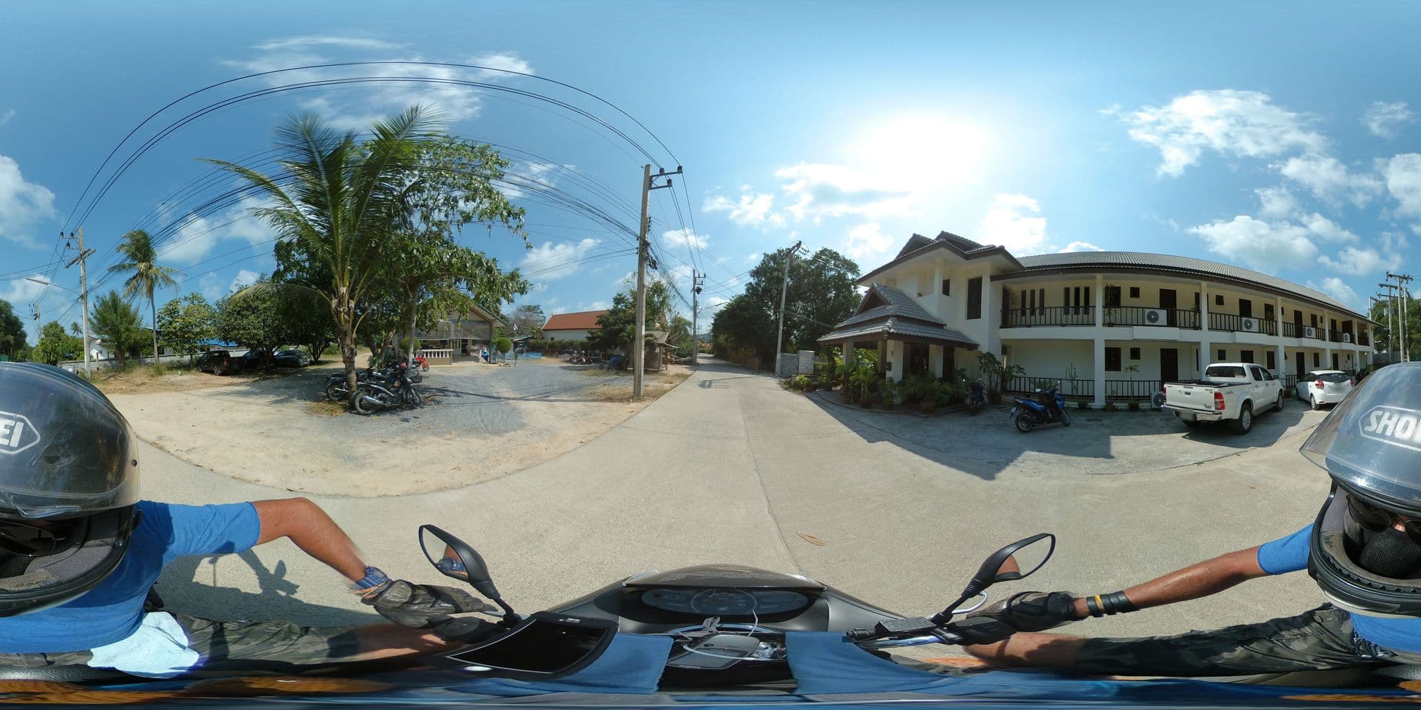 Street view near Moet, Ko Samui — © garok (CC BY-SA · Mapillary)