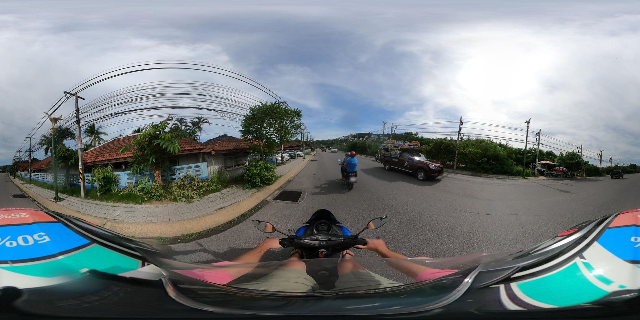 Street view near Farn Bay hip resort & salt spa, Ko Samui — © emseesee (CC BY-SA · Mapillary)