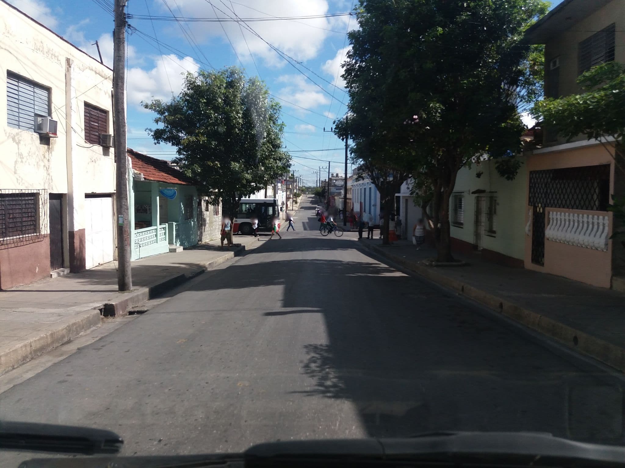Street view near Hostal Marina de Cuba, Cienfuegos — © alvincordero (CC BY-SA · Mapillary)