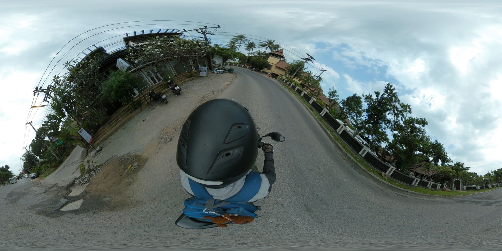 Street view near Sasitara, Ko Samui — © garok (CC BY-SA · Mapillary)