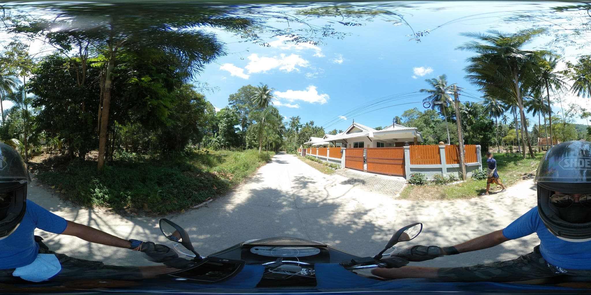 Street view near Tara Resort, Ko Samui — © garok (CC BY-SA · Mapillary)
