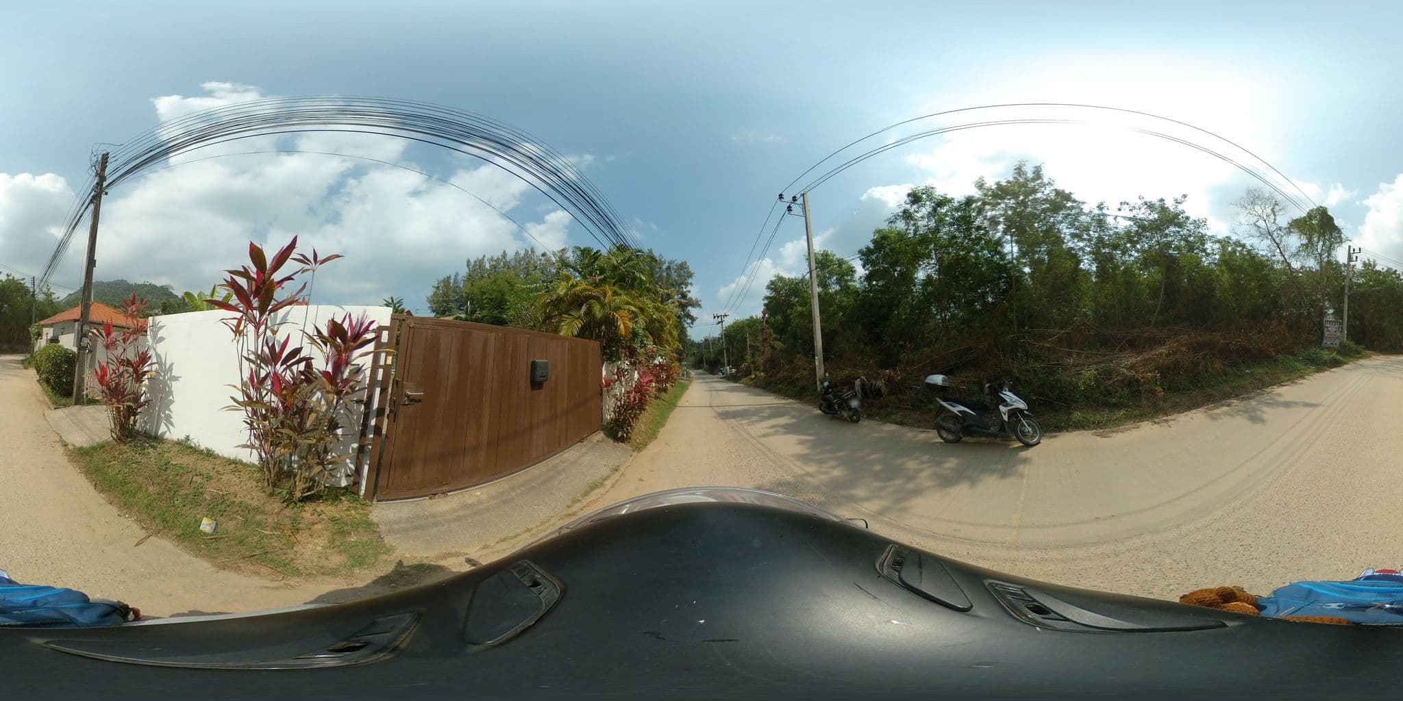 Street view near Gilda's Guesthouse, Ko Samui — © garok (CC BY-SA · Mapillary)