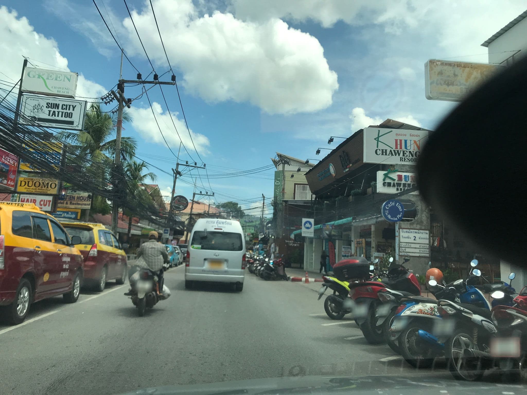 Street view near Khun Chaweng, Ko Samui — © kchere16 (CC BY-SA · Mapillary)
