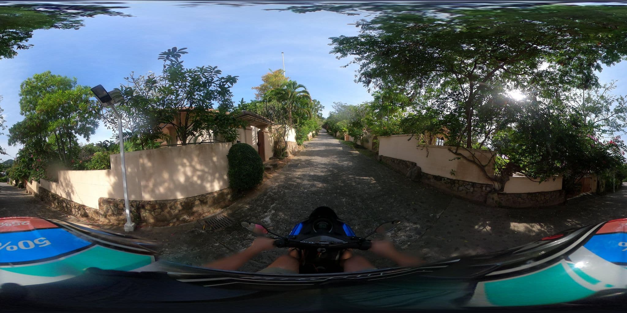 Street view near My Baby Prakai's Villa, Ko Samui — © emseesee (CC BY-SA · Mapillary)