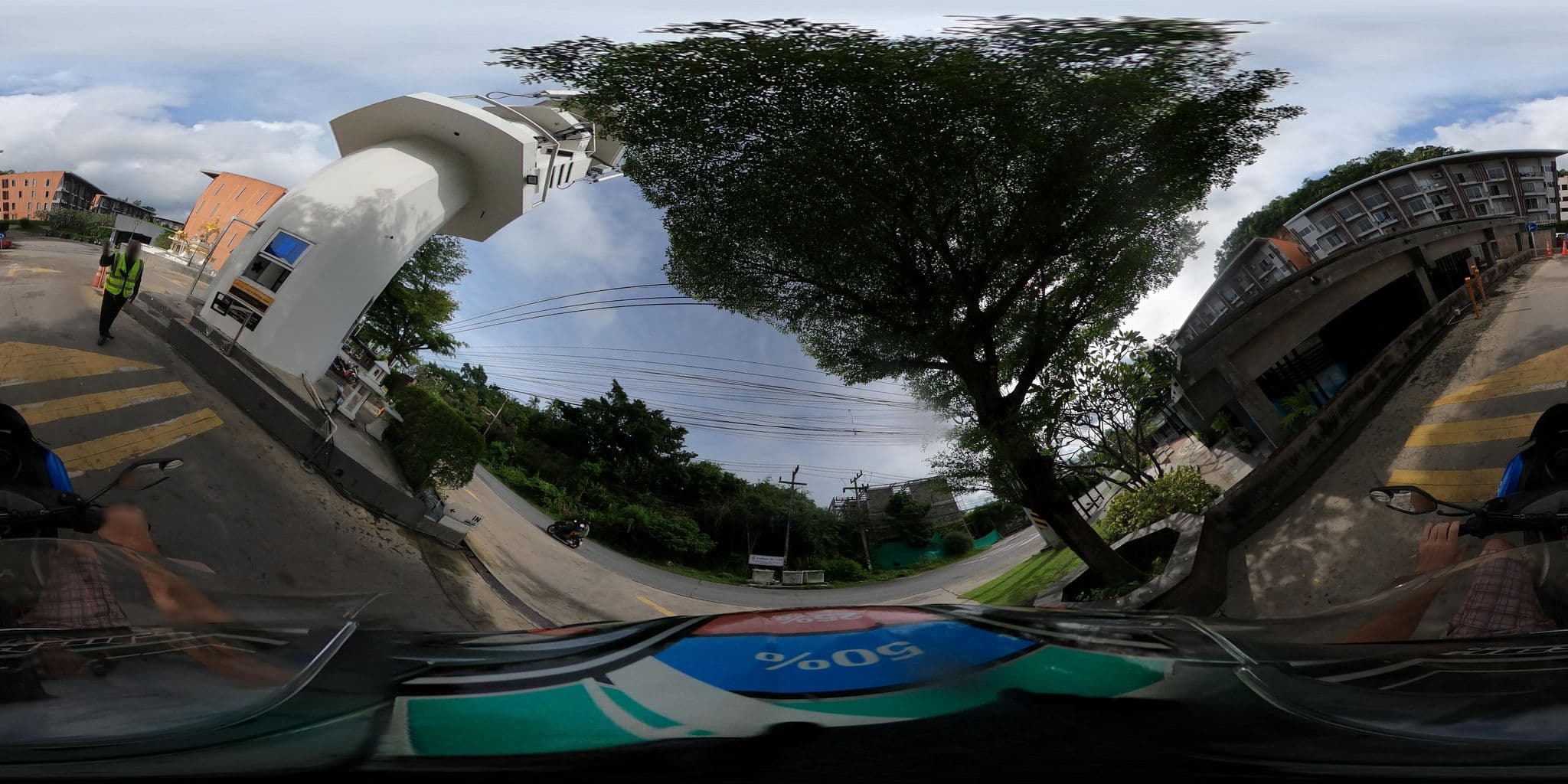 Street view near Punnpreeda Pool Villa, Ko Samui — © emseesee (CC BY-SA · Mapillary)
