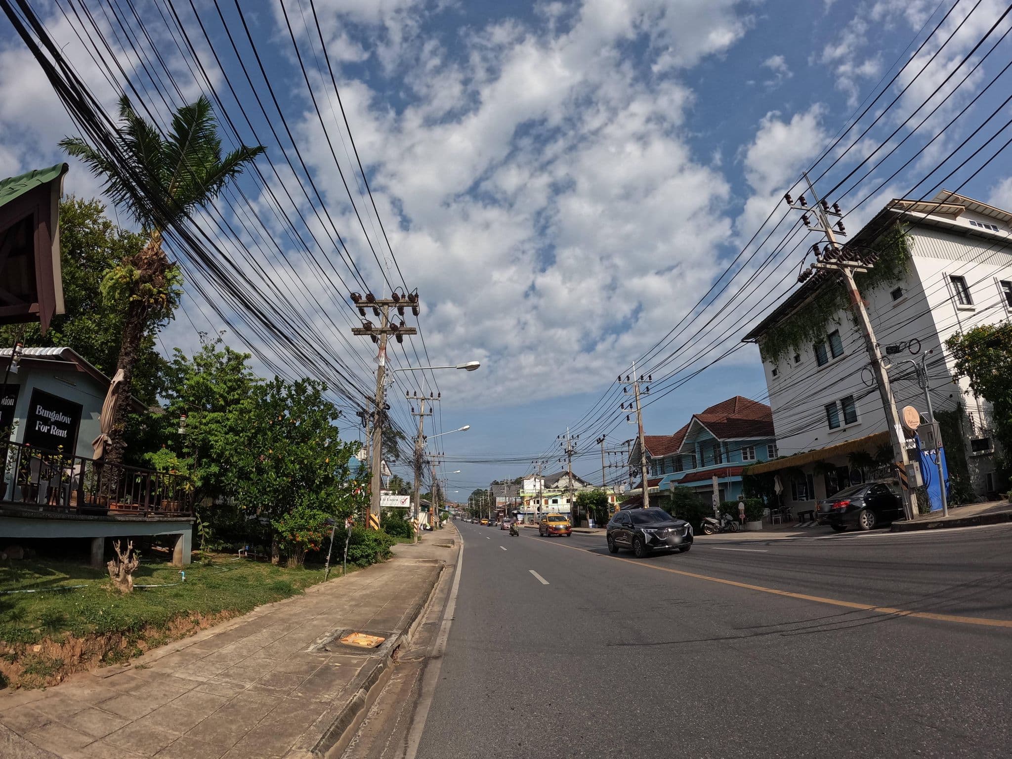 Street view near The Rock Samui, Ko Samui — © lucomsky (CC BY-SA · Mapillary)