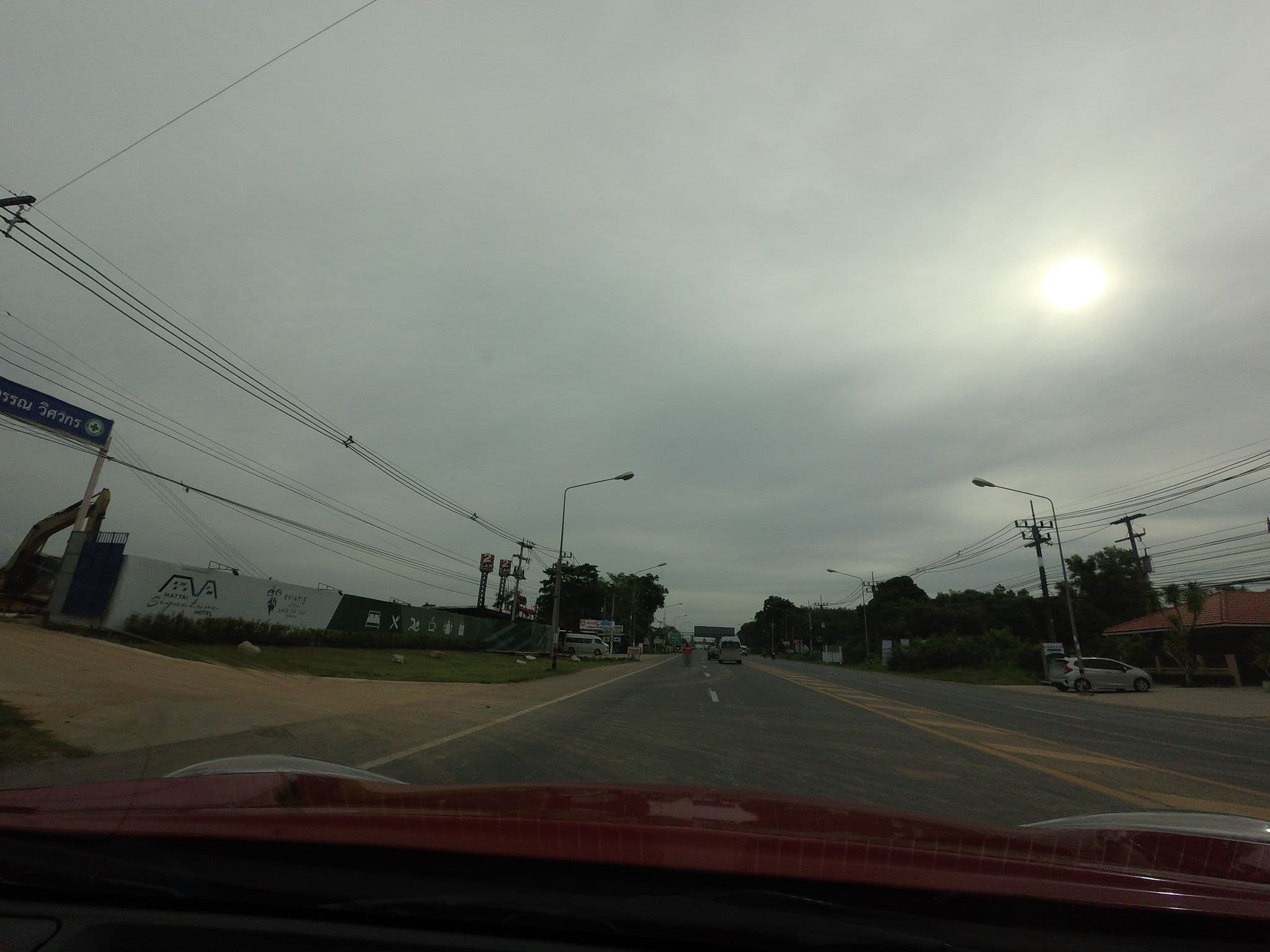 Street view near The Signature Hotel Airport, Hat Yai — © mishari (CC BY-SA · Mapillary)