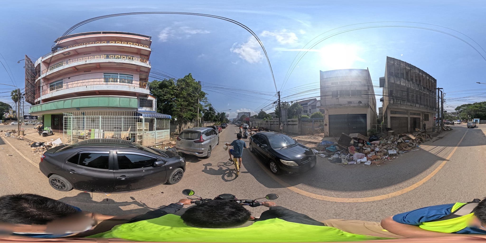 Street view near โรงแรมเพรสซิเด้นท์ หาดใหญ่, Hat Yai — © PMU-B (CC BY-SA · Mapillary)