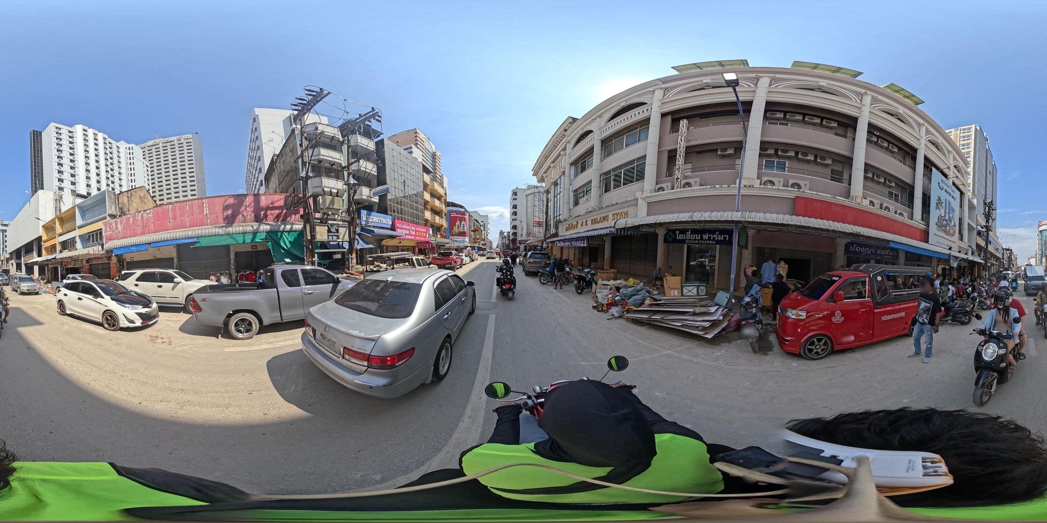 Street view near Ocean Shopping Town&Residence, Hat Yai — © PMU-B (CC BY-SA · Mapillary)