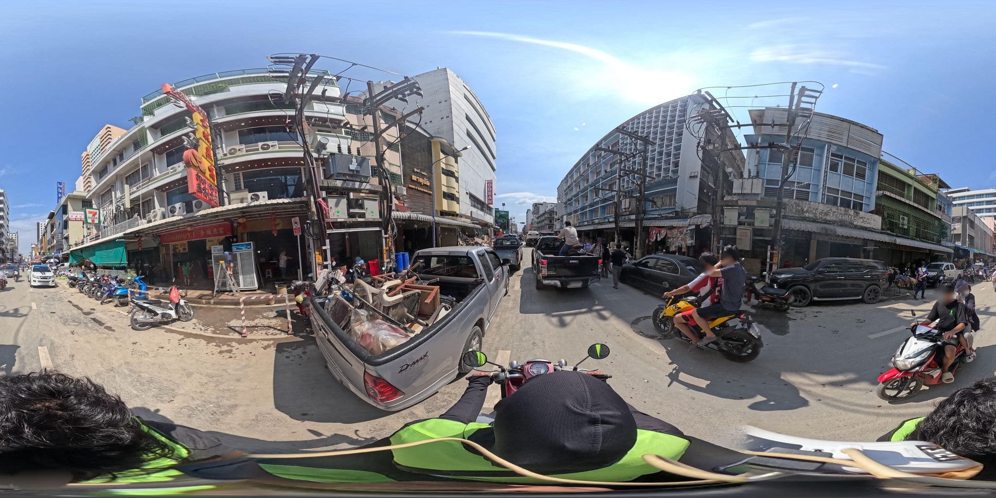 Street view near โรงแรมเมโทร หาดใหญ่, Hat Yai — © PMU-B (CC BY-SA · Mapillary)