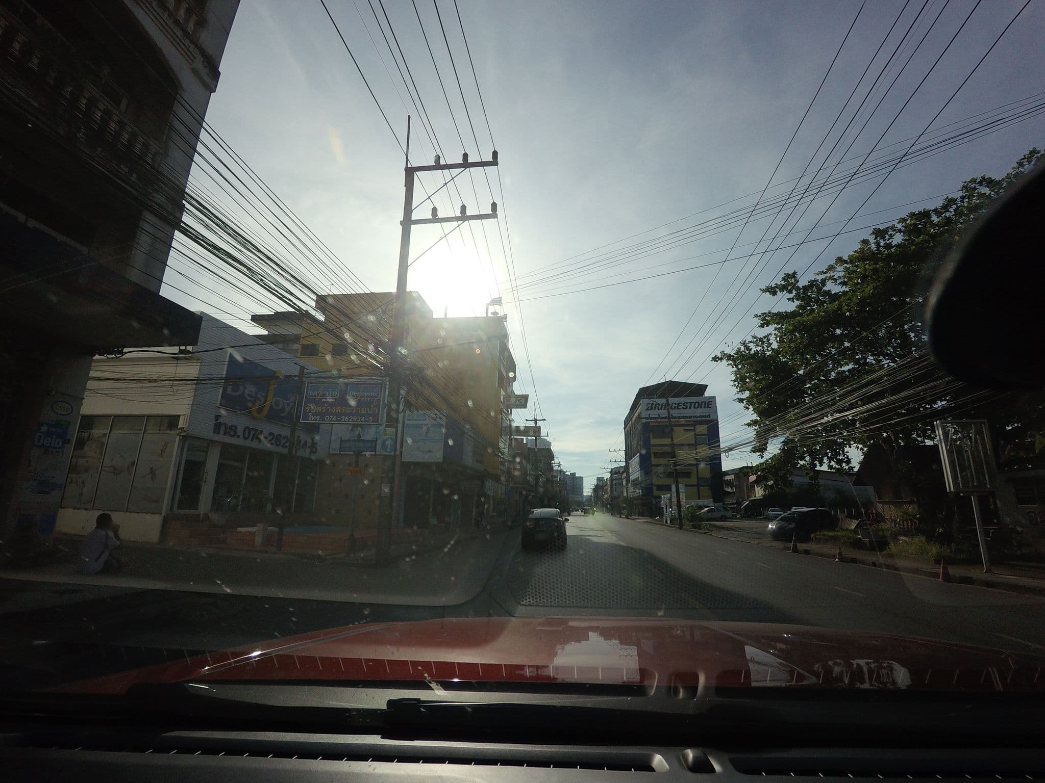 Street view near โรงแรมสิงค์โกเด้นเพส, Hat Yai — © mishari (CC BY-SA · Mapillary)