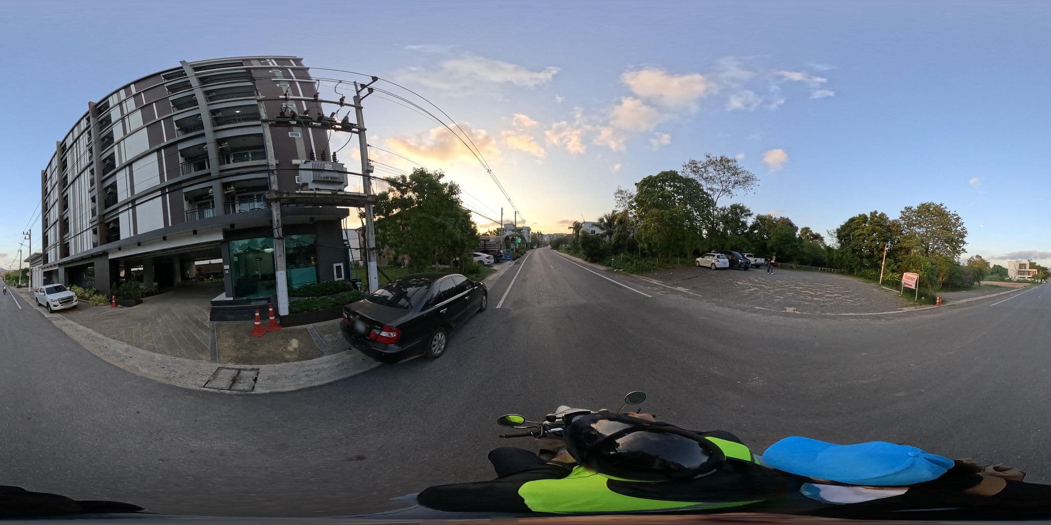 Street view near The Smart Hotel, Hat Yai — © PMU-B (CC BY-SA · Mapillary)