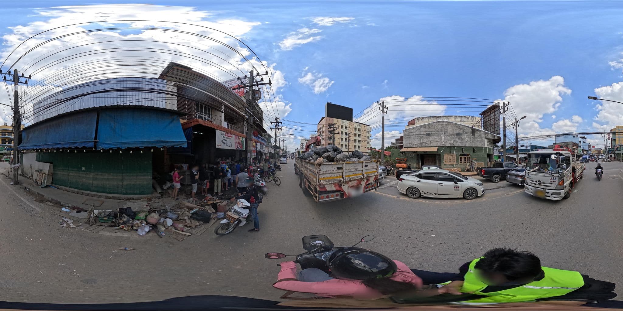 Street view near บ้านเรืองกูลแมนชั่น, Hat Yai — © PMU-B (CC BY-SA · Mapillary)