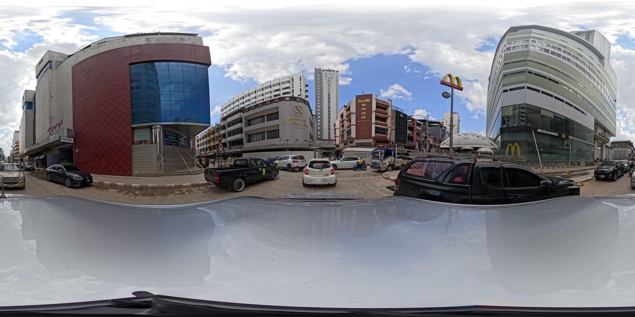 Street view near Variety Winner Hostel, Hat Yai — © PMU-B (CC BY-SA · Mapillary)