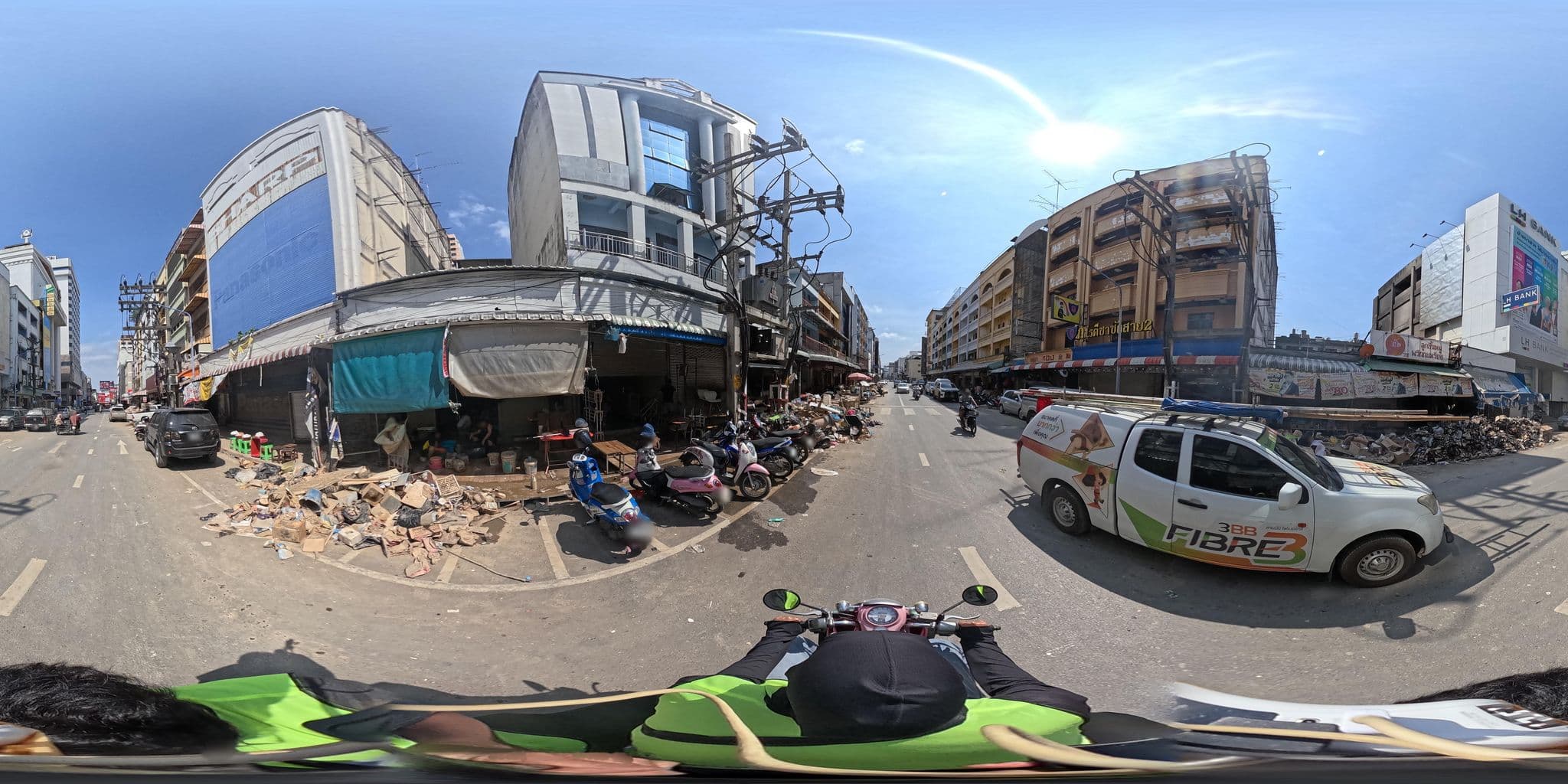 Street view near New Savoy Hotel, Hat Yai — © PMU-B (CC BY-SA · Mapillary)