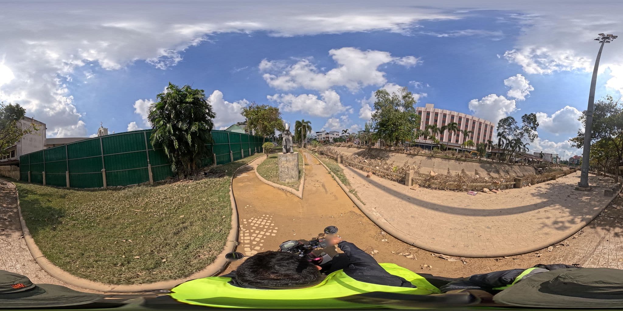 Street view near River Grand Suite Hotel #Room 206, Hat Yai — © PMU-B (CC BY-SA · Mapillary)