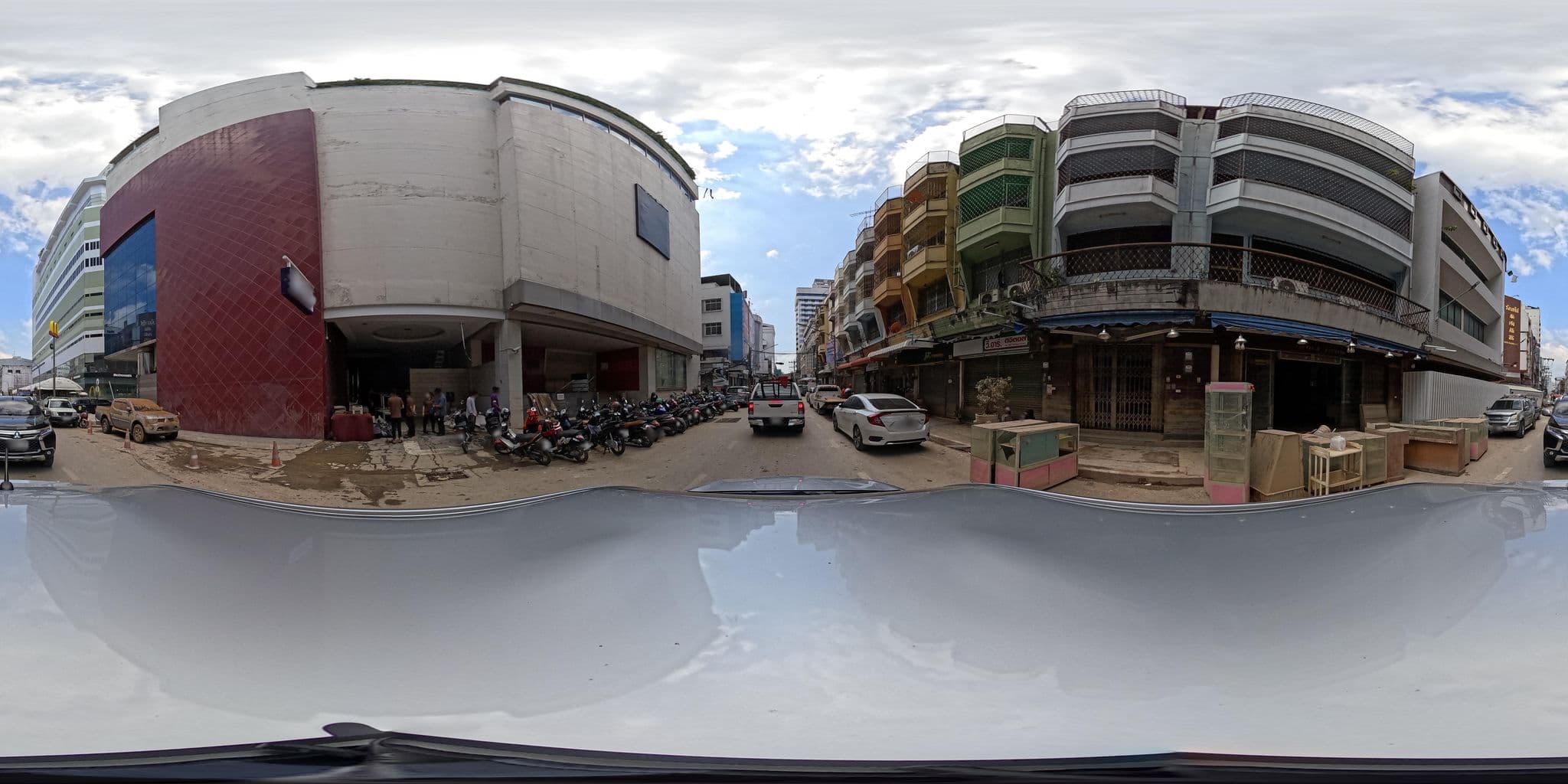 Street view near Centara Hotel Hatyai (โรงแรมเซ็นทารา หาดใหญ่), Hat Yai — © PMU-B (CC BY-SA · Mapillary)