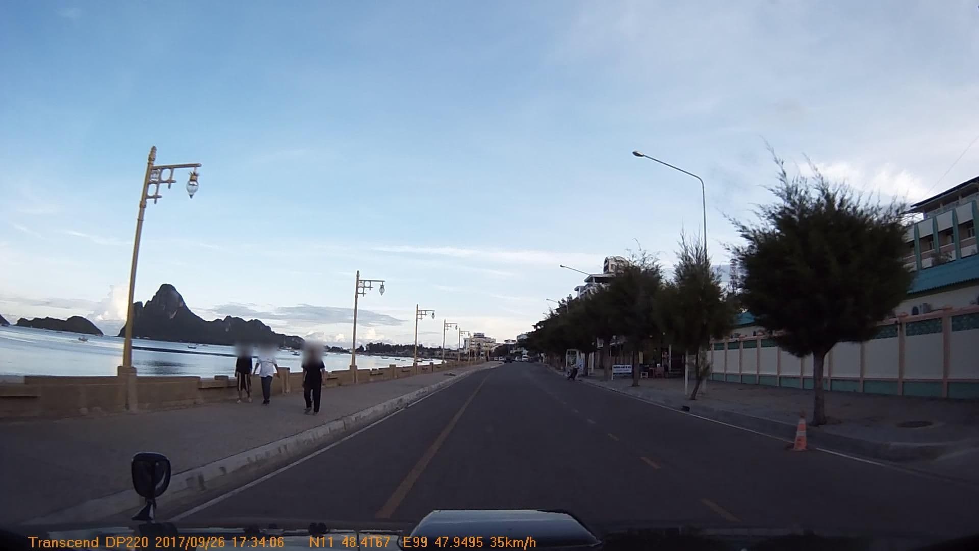 Street view near โรงแรมสุขสันต์ (Suk San Hotel), Prachuap Khiri Khan — © mapcreator (CC BY-SA · Mapillary)