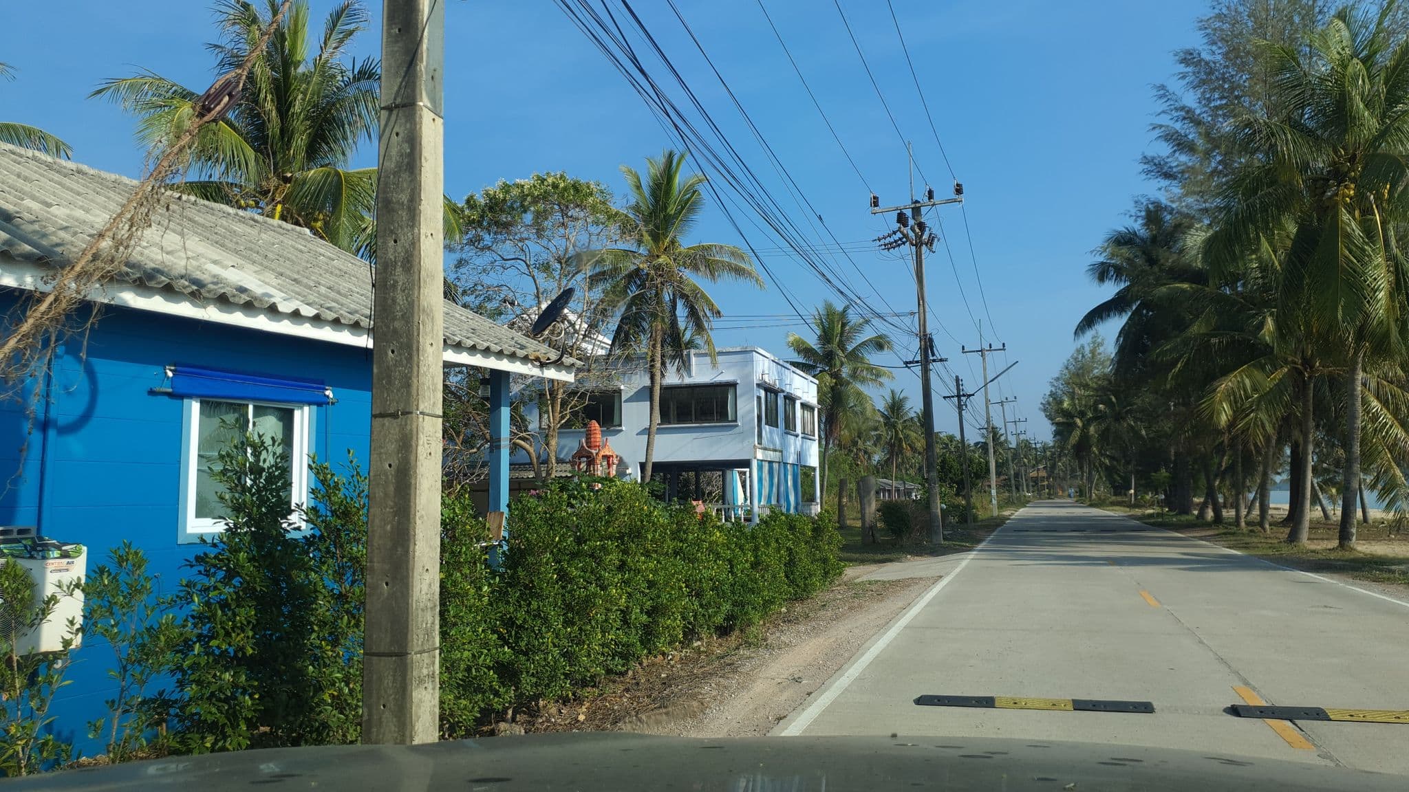 Street view near Banito Resort, Bang Saphan — © jrcarlsen (CC BY-SA · Mapillary)