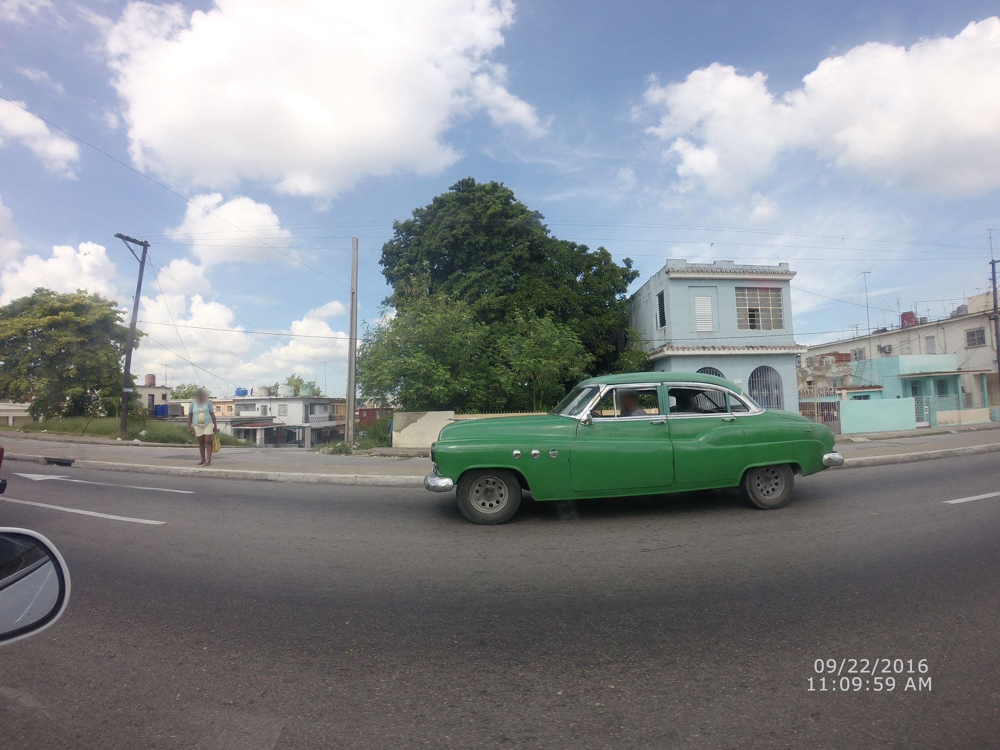 Street view near Ernesto casa, Almendares