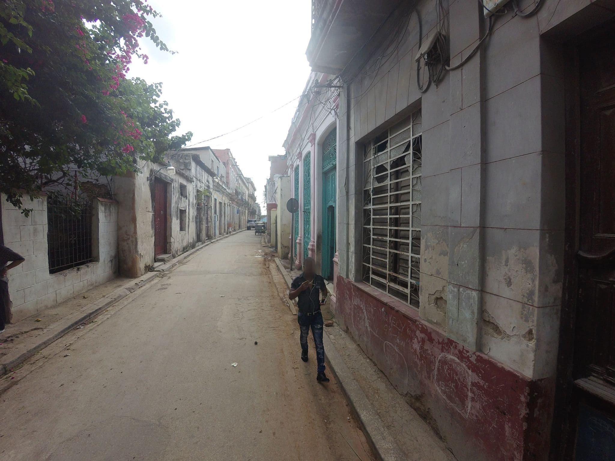 Street view near Casa Sras Mikelina & Celia, La Habana Vieja — © havana (CC BY-SA · Mapillary)