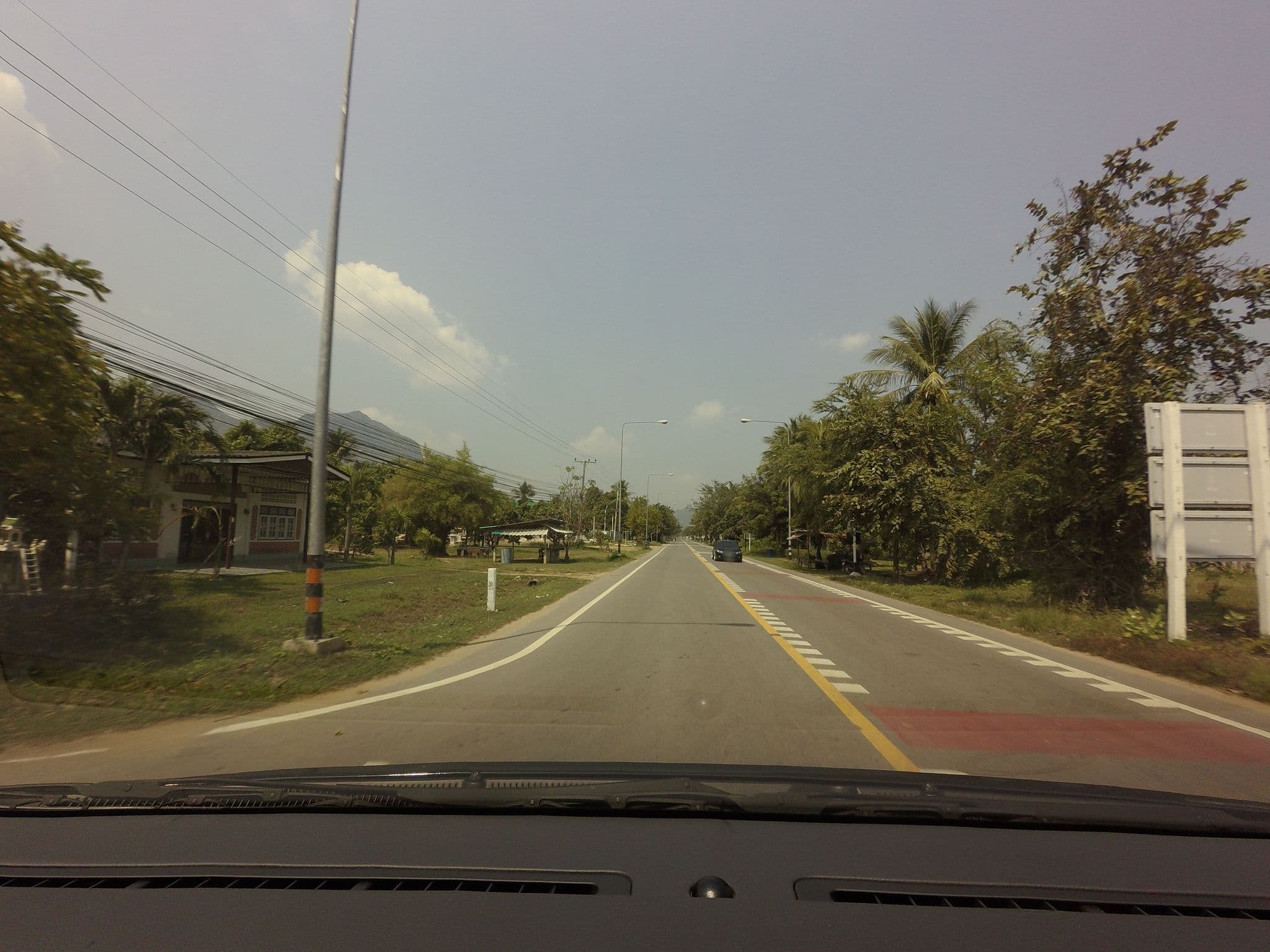 Street view near ธารารีสอร์ท, Sam Roi Yot — © mishari (CC BY-SA · Mapillary)