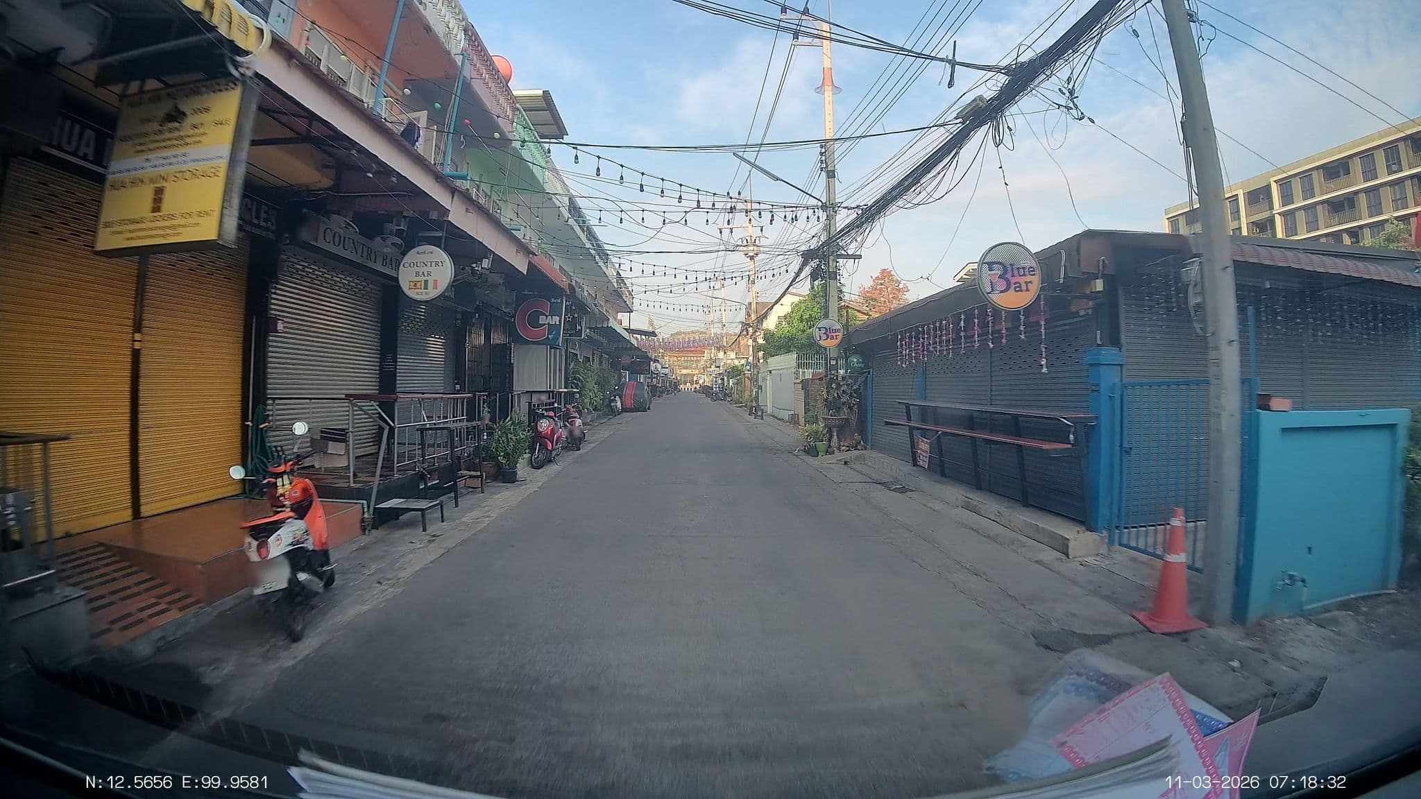 Street view near Mint Hotel, Hua Hin — © ThailandCambodia (CC BY-SA · Mapillary)