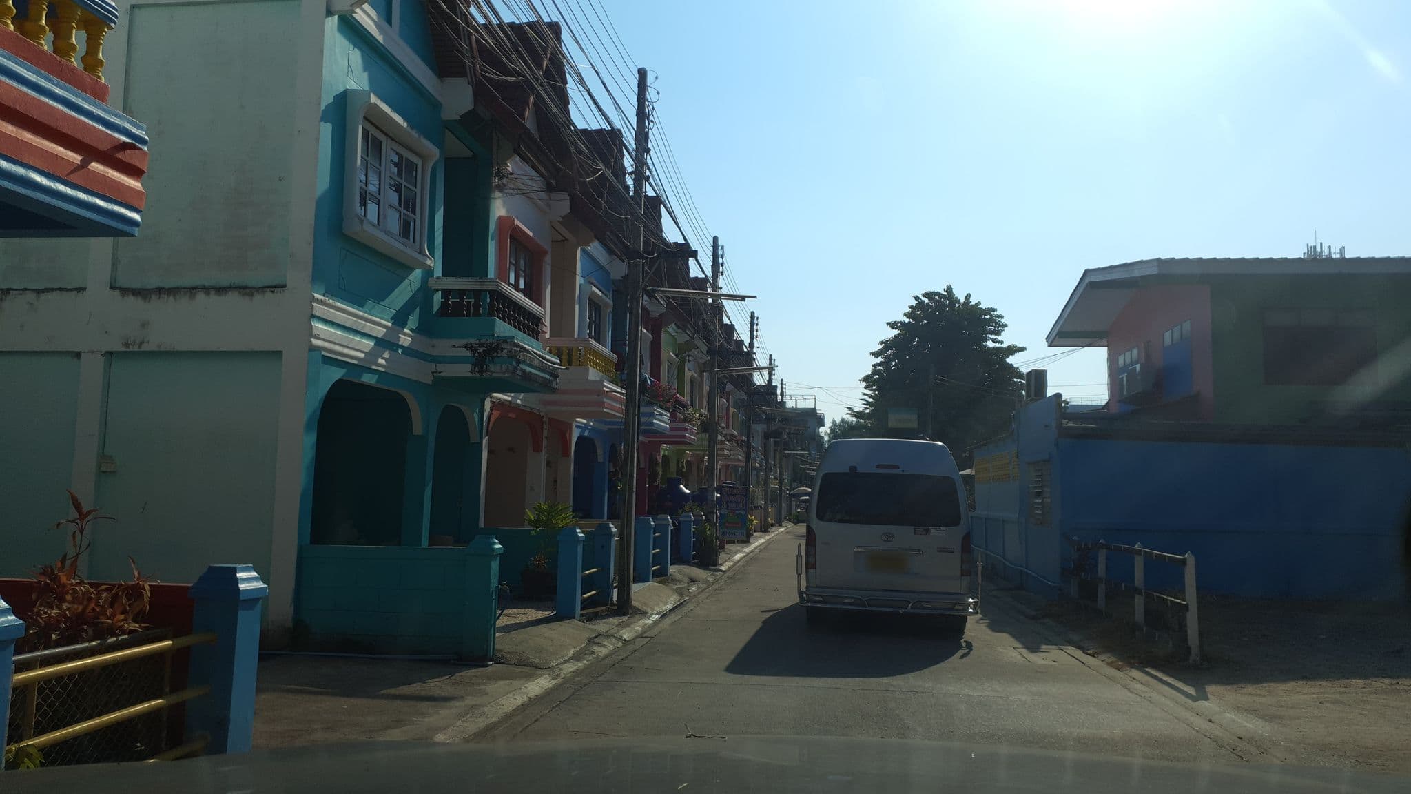 Street view near F213, Cha-am — © jrcarlsen (CC BY-SA · Mapillary)