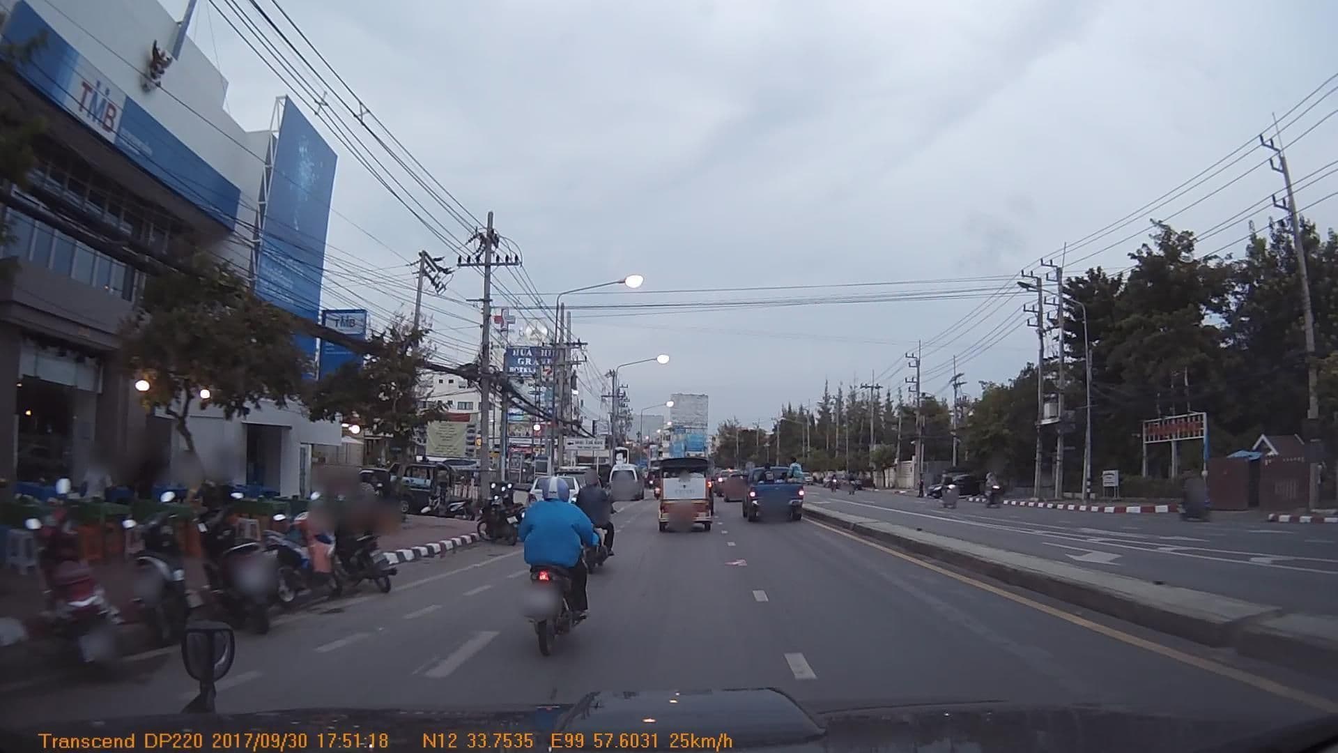 Street view near Ban Orasa, Hua Hin — © mapcreator (CC BY-SA · Mapillary)