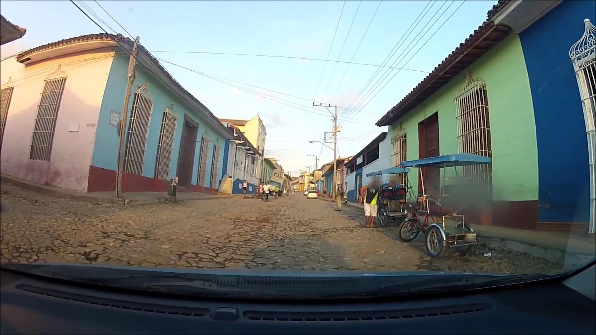 Street view near Hostal Luisa, Trinidad