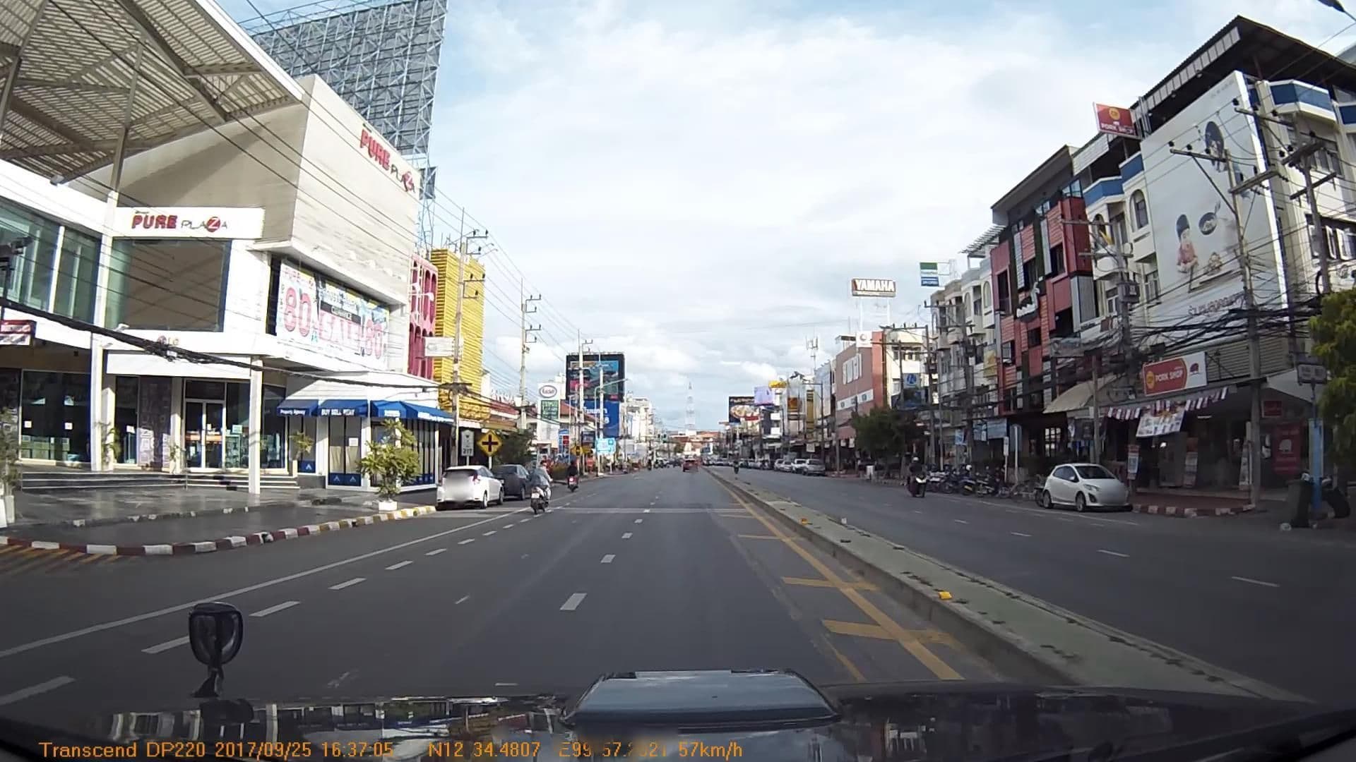 Street view near Bann Sang Daow, Hua Hin — © mapcreator (CC BY-SA · Mapillary)
