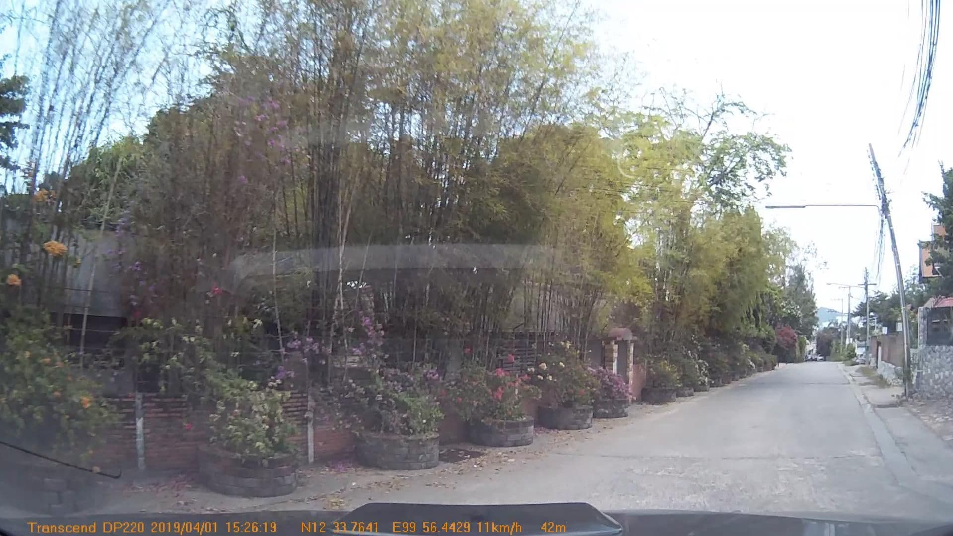Street view near ศาลาไทย @ เขาพระตำหนักชมดง, Hua Hin — © mapcreator (CC BY-SA · Mapillary)