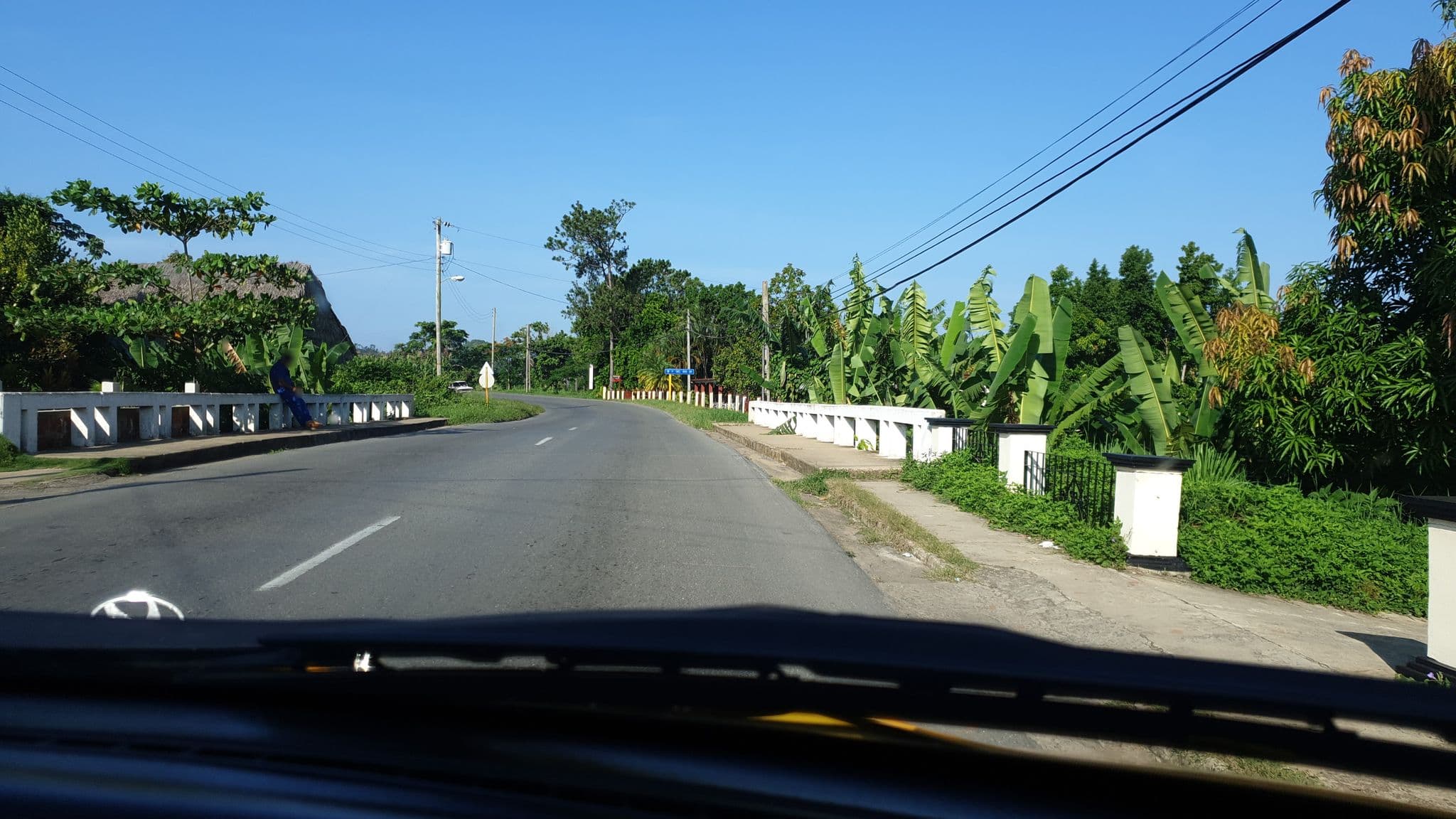 Street view near VILLA EL PUENTE, Viñales